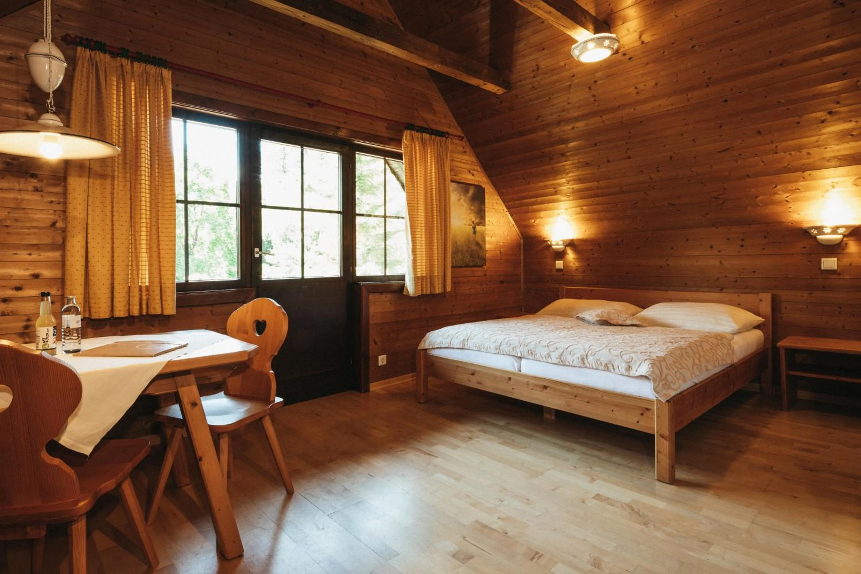 Bed in Naturel Hoteldorf Seeleitn