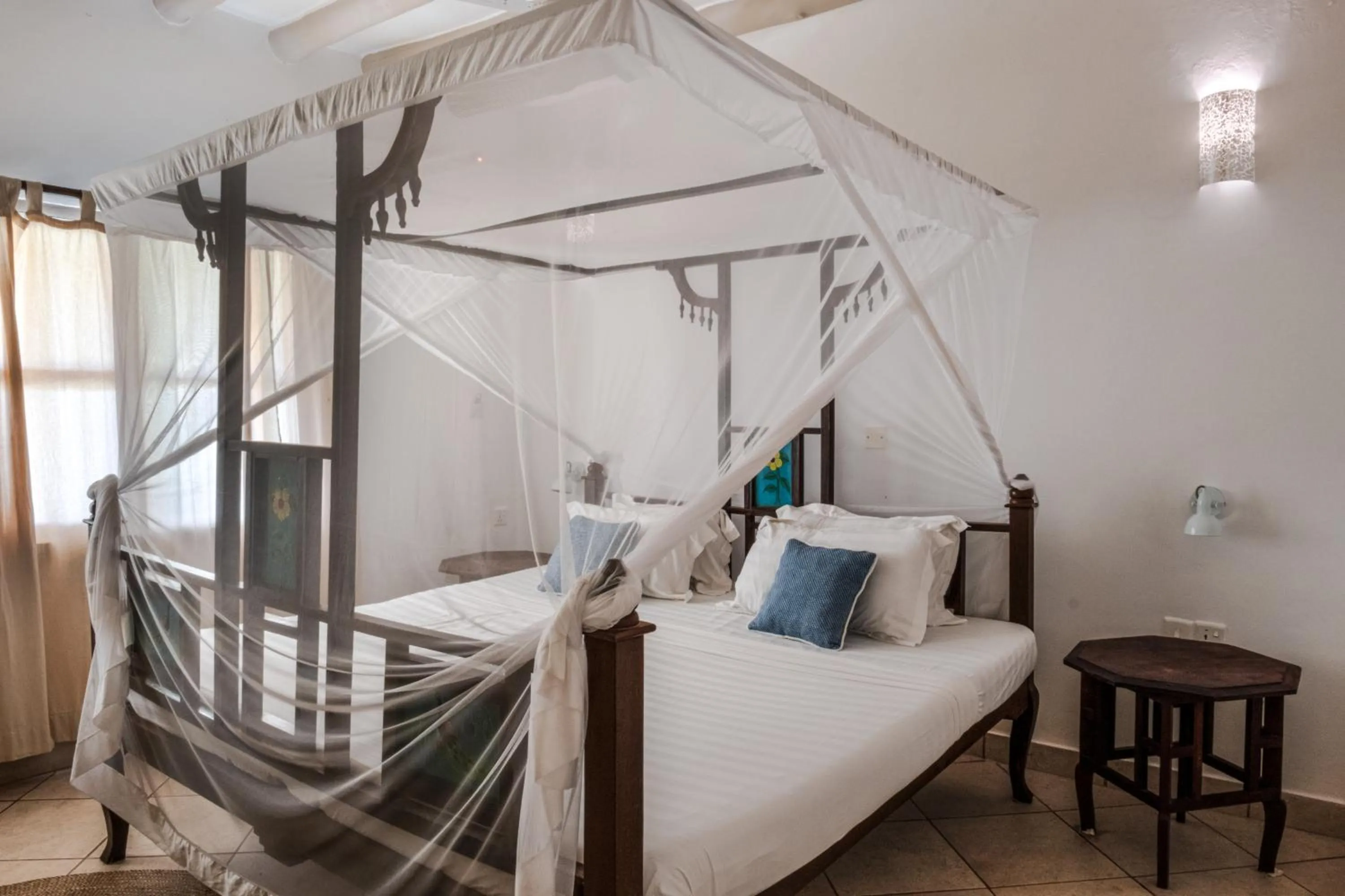 Bed in Temple Point Resort