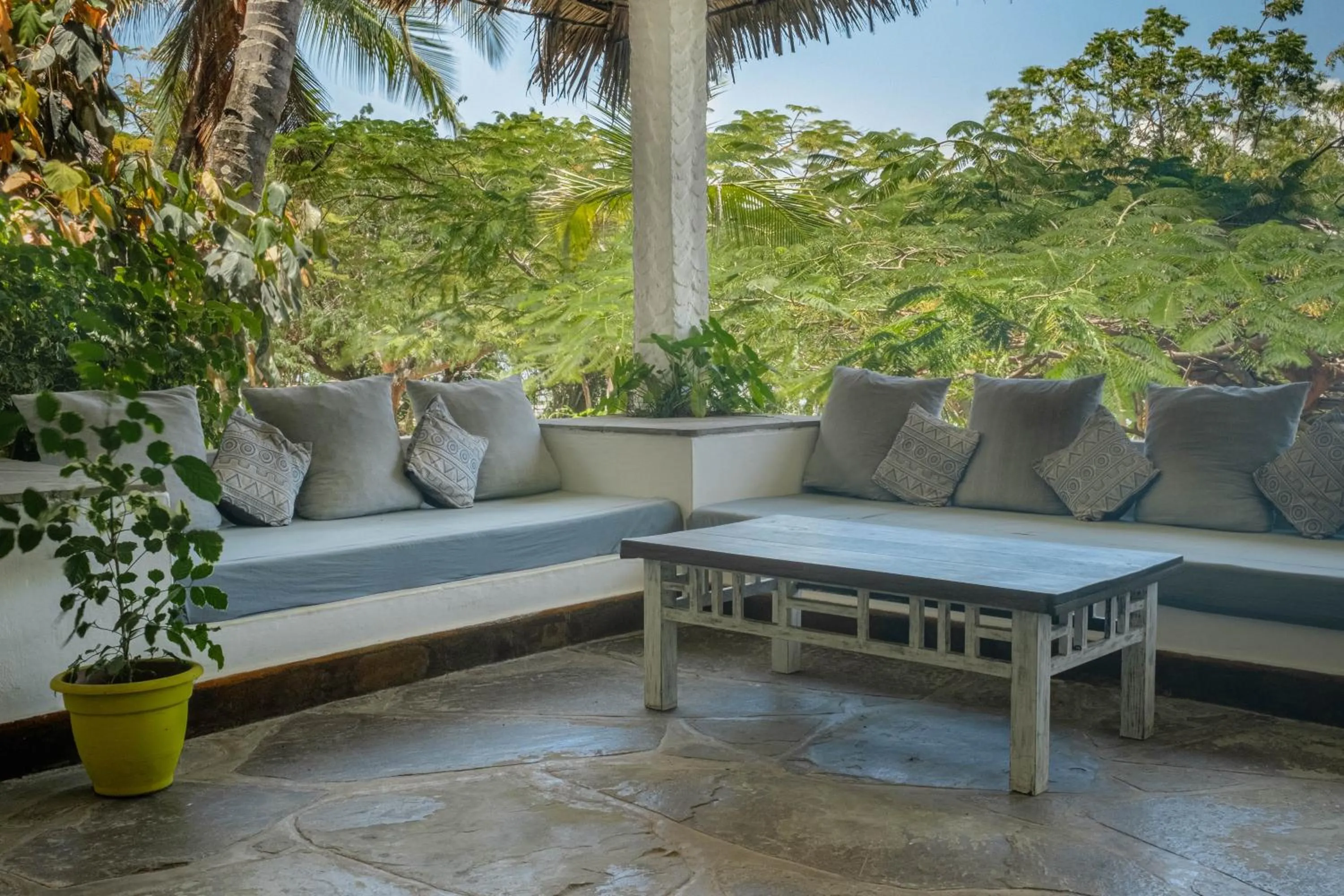 Patio in Temple Point Resort