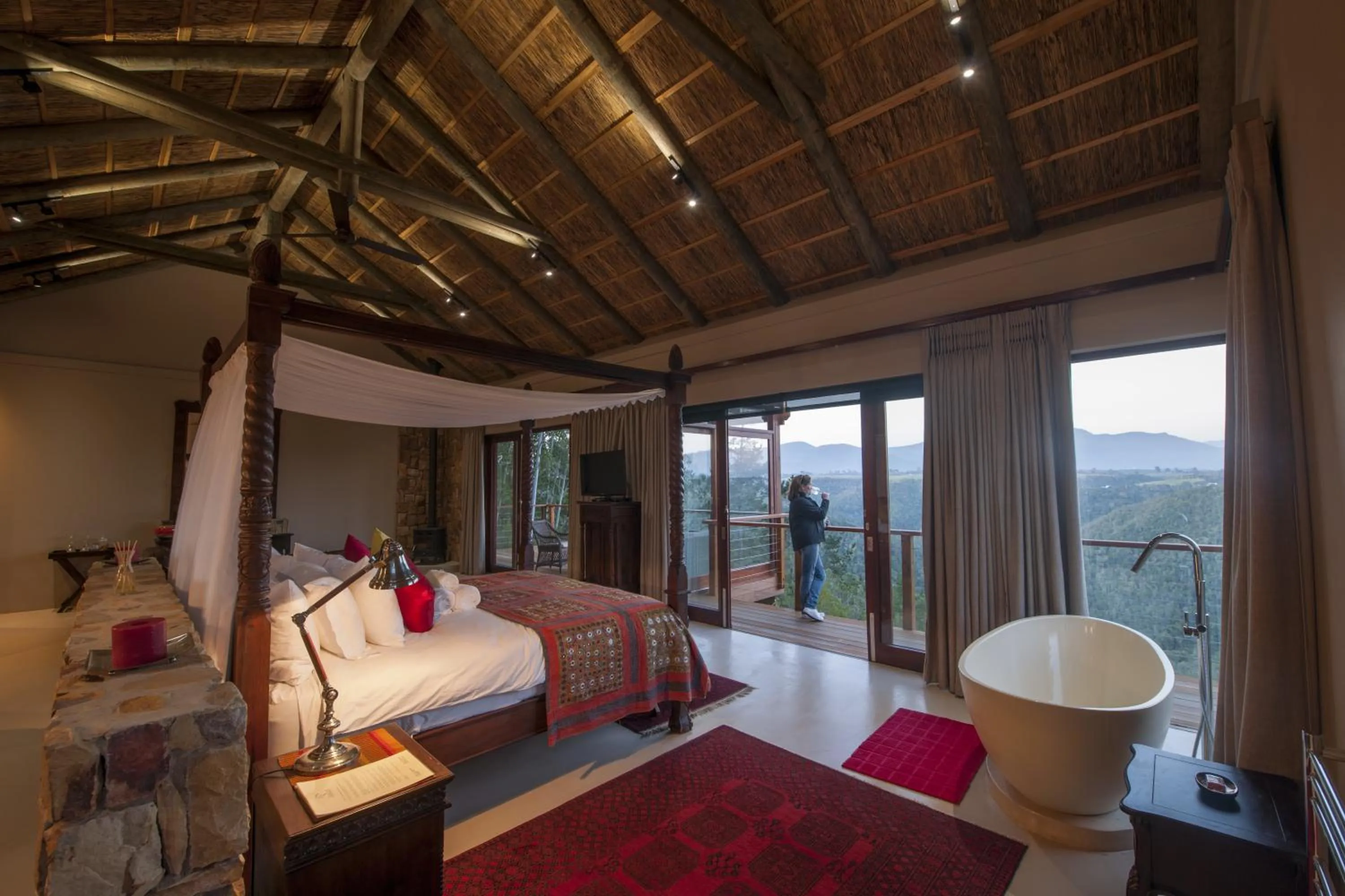 Photo of the whole room, Bed in Tamodi Lodge