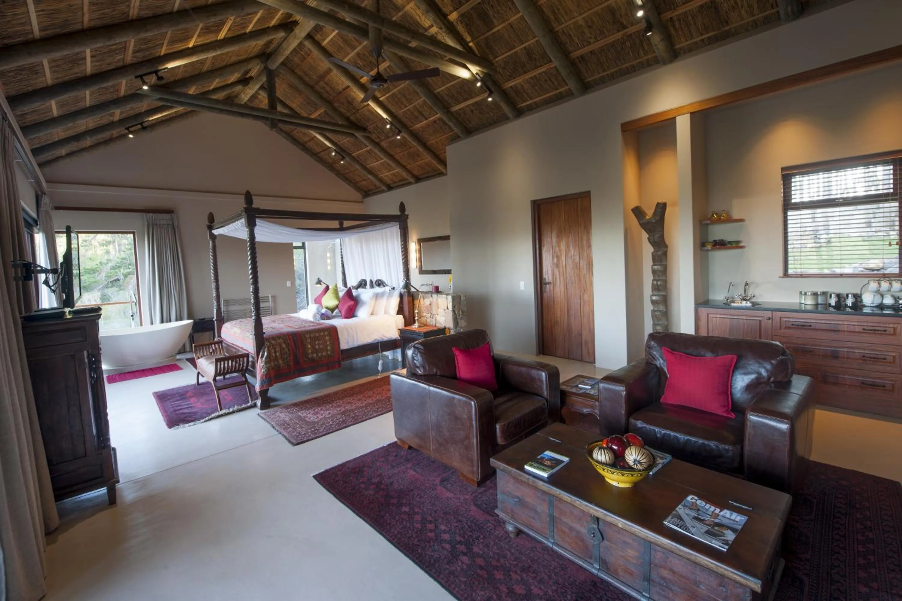 Photo of the whole room, Seating Area in Tamodi Lodge