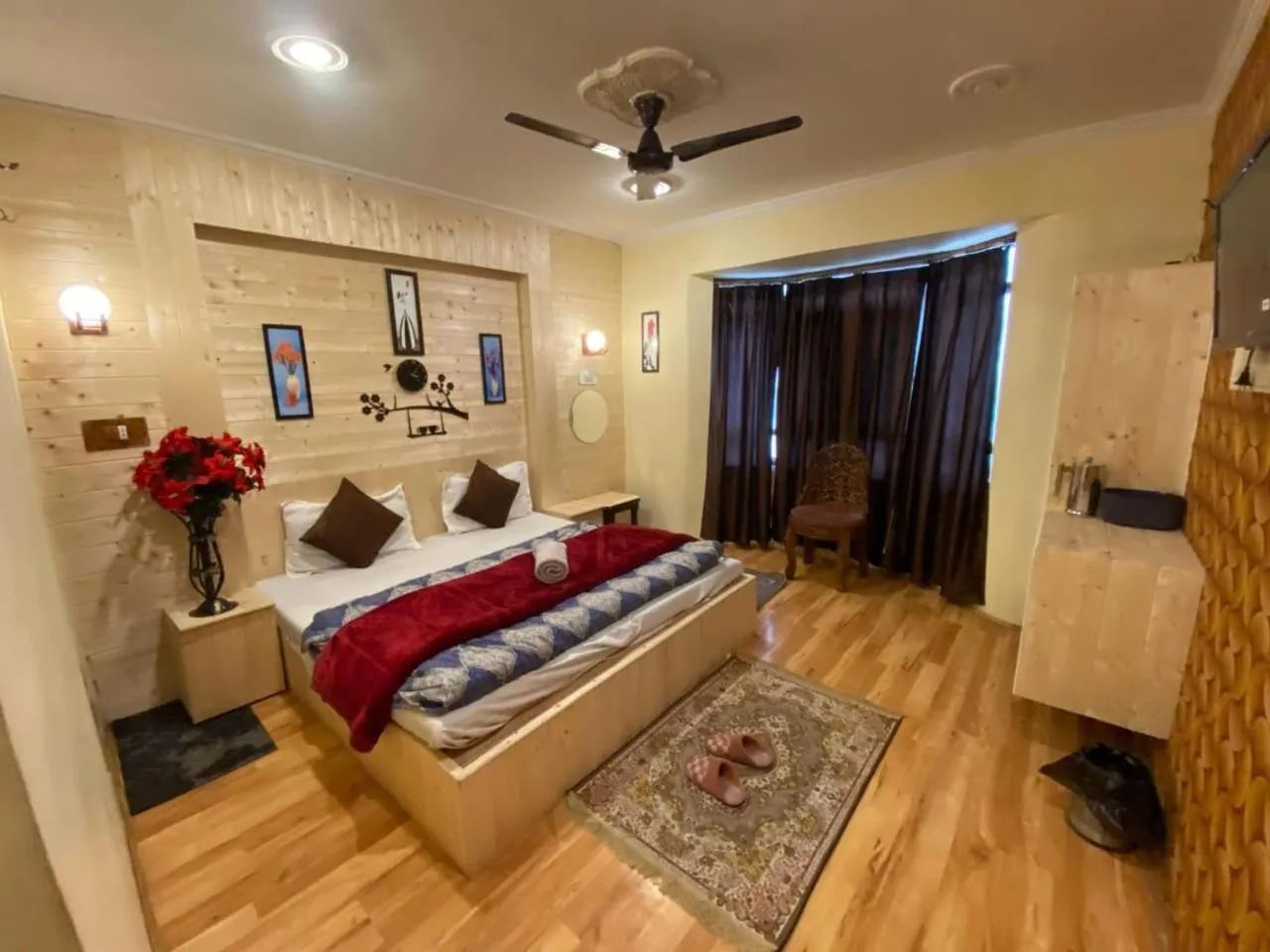 Bed in Hotel Young Mamta