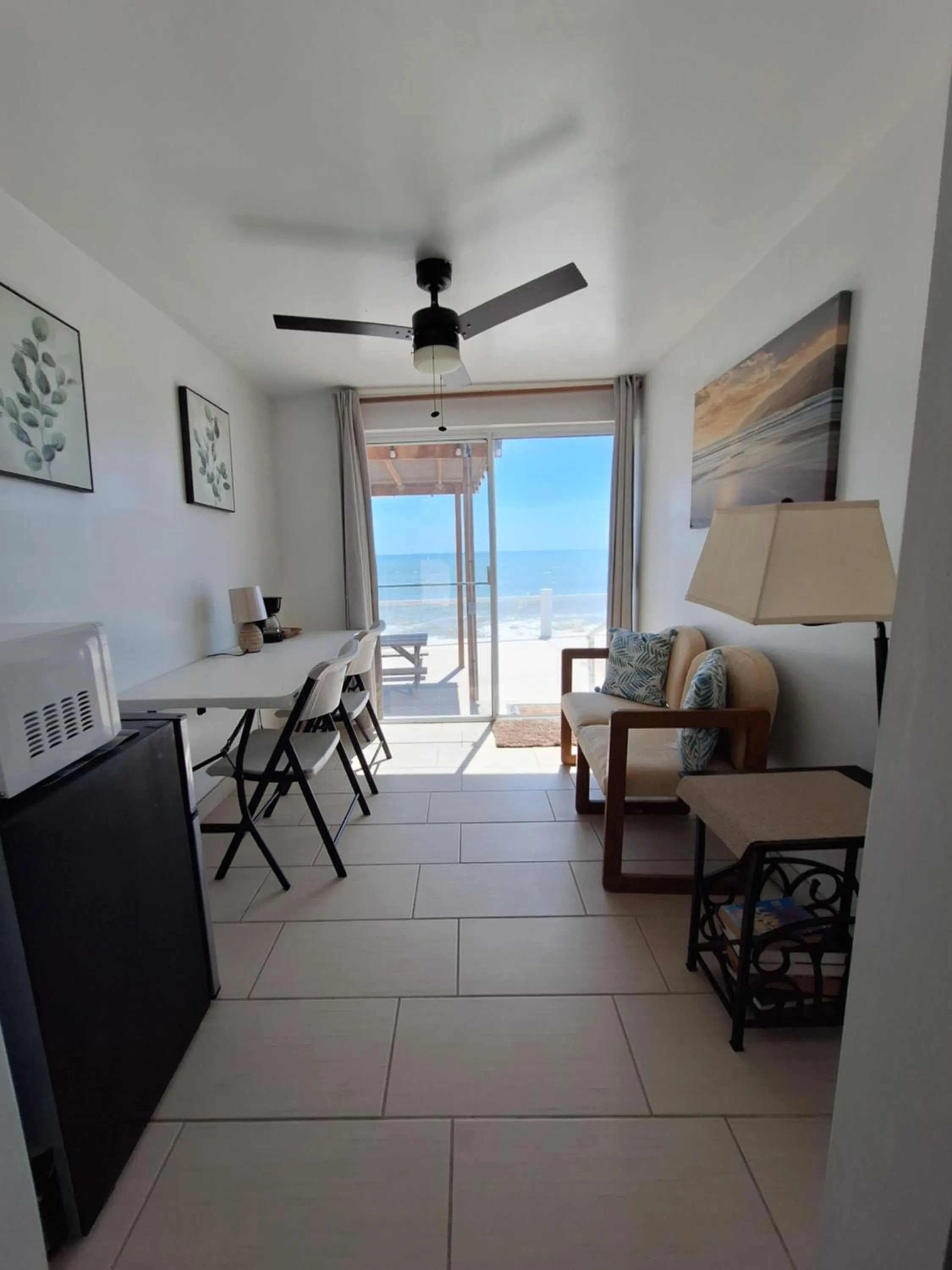 #7 Beach Front Private Room