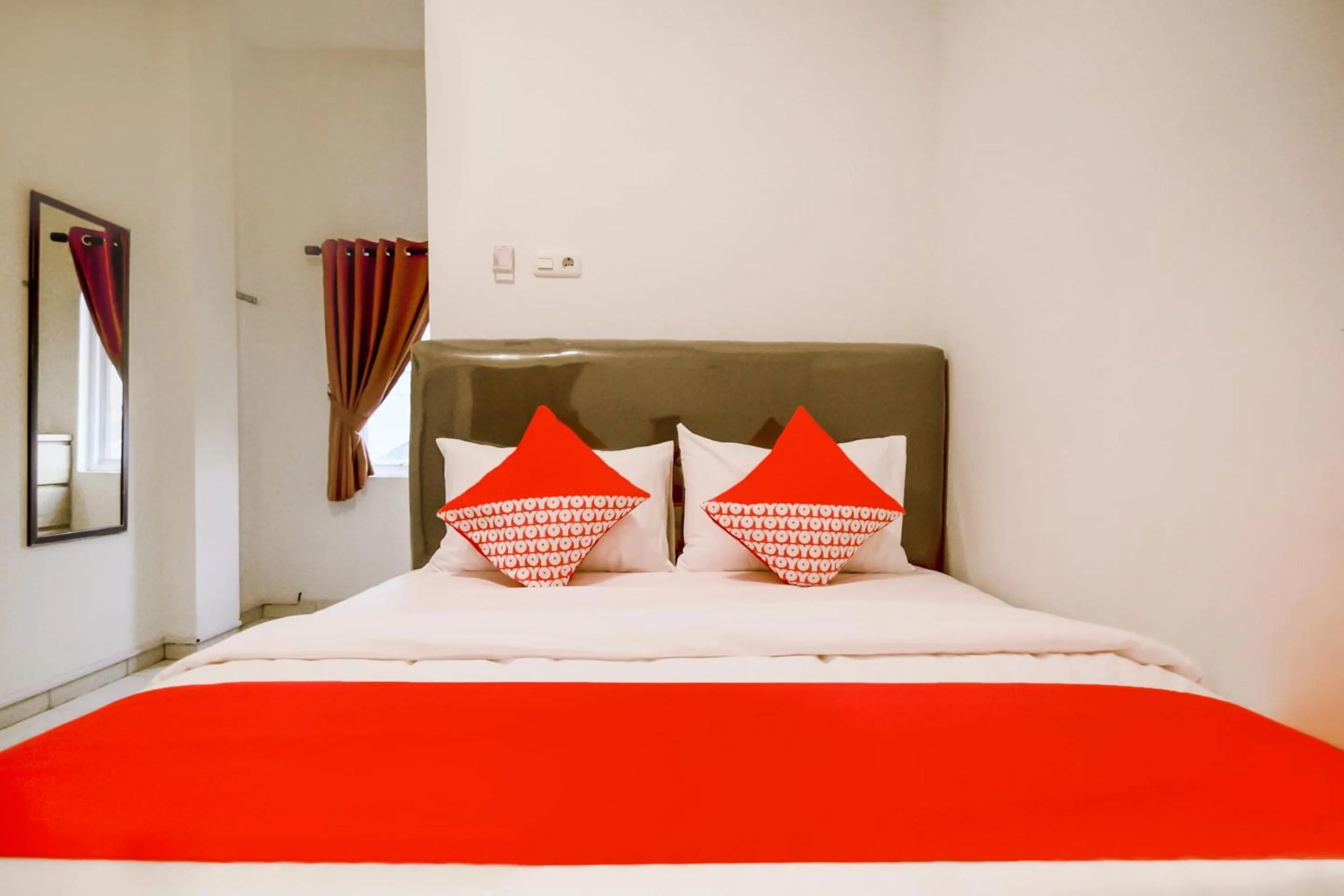 Bedroom in OYO 183 The Pipe House