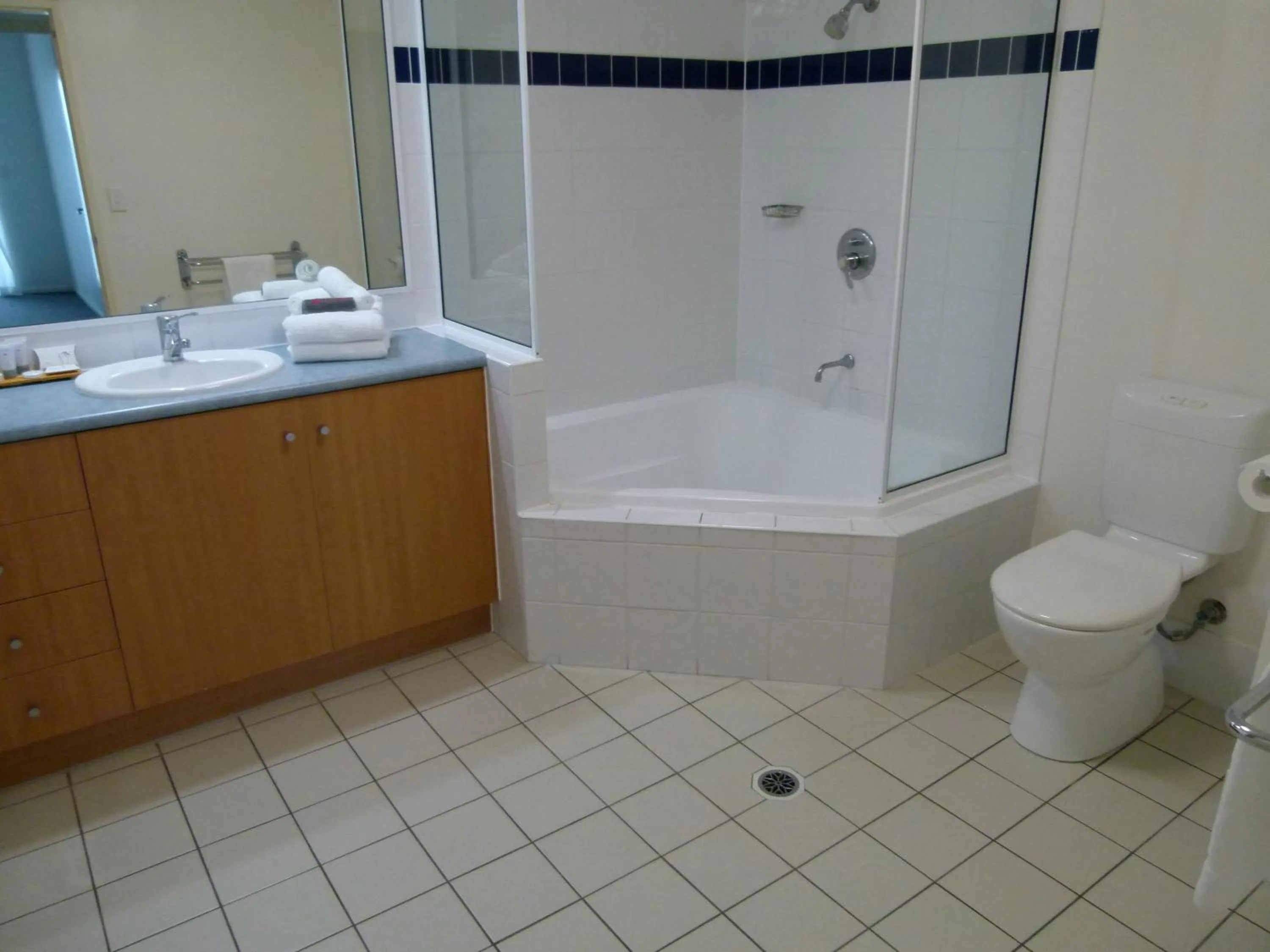 Shower in Madison Ocean Breeze Apartments