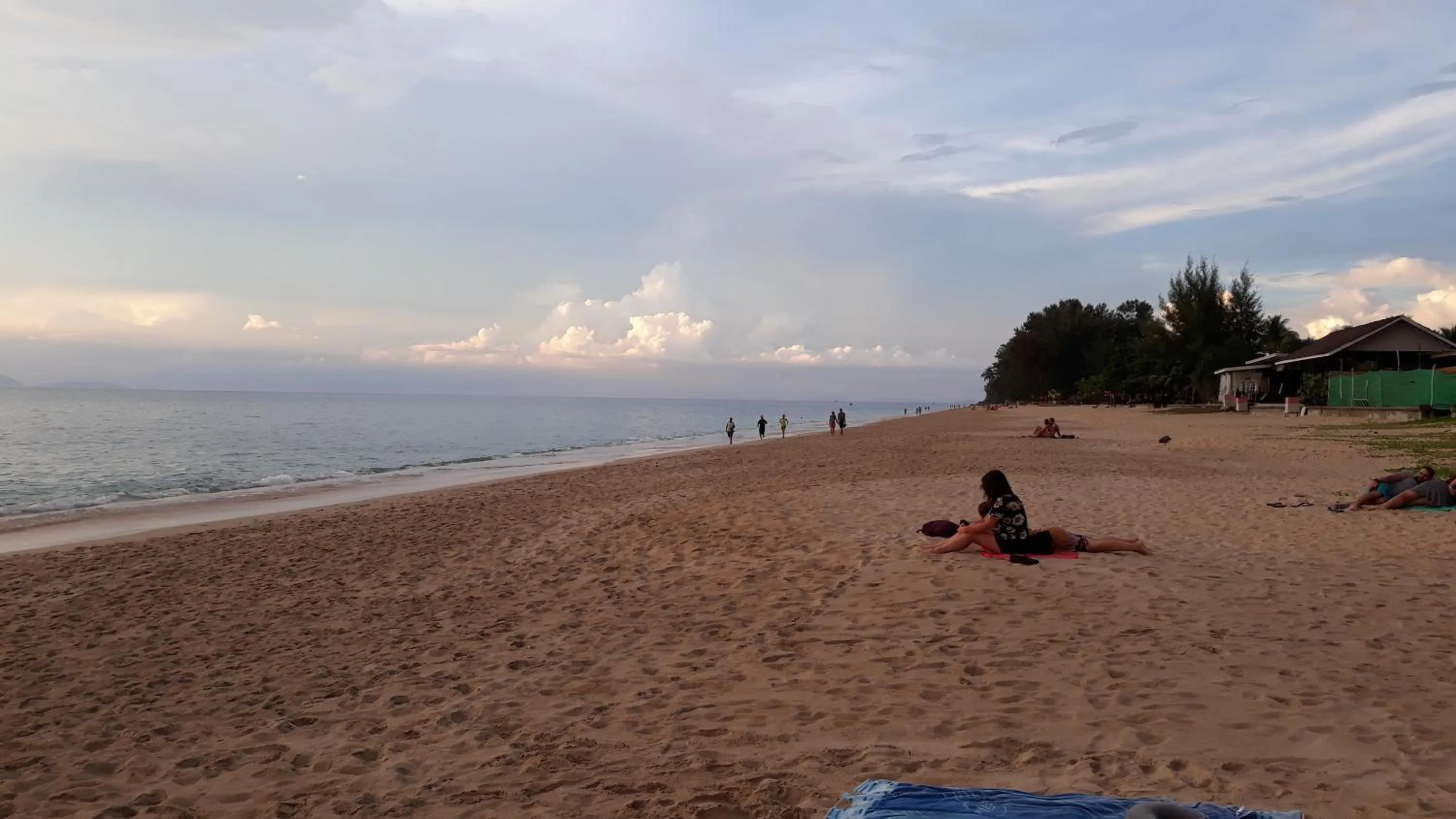 Fill - Feel @ Long Beach Resort