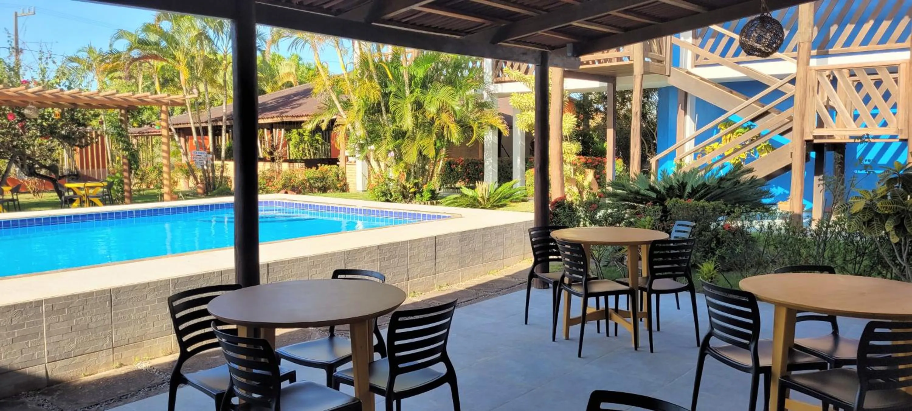 Lounge or bar in Pousada Coral de Fogo