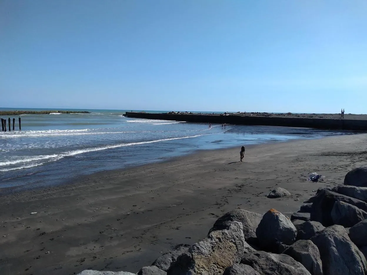 Beach in Ironsands B&B