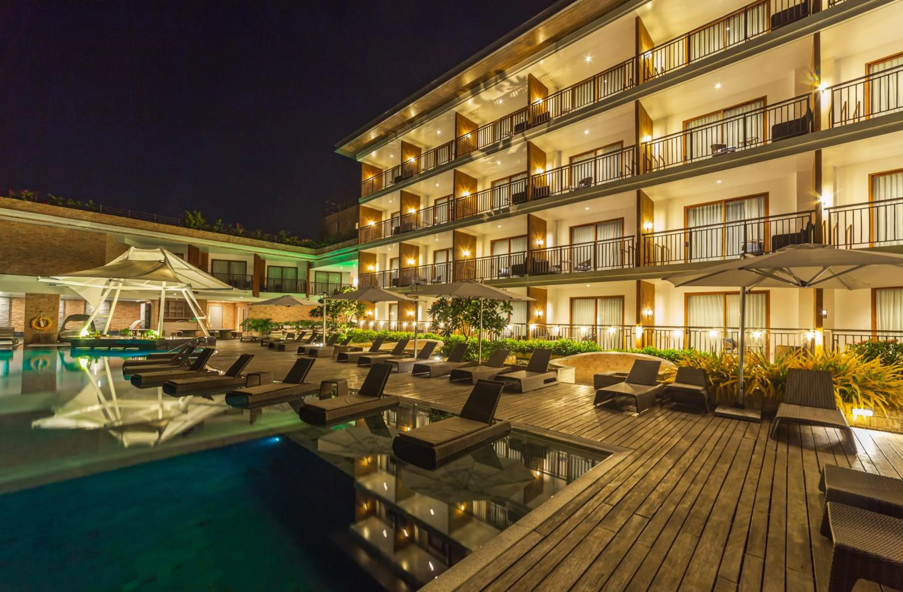 Property building in Modala Beach Resort