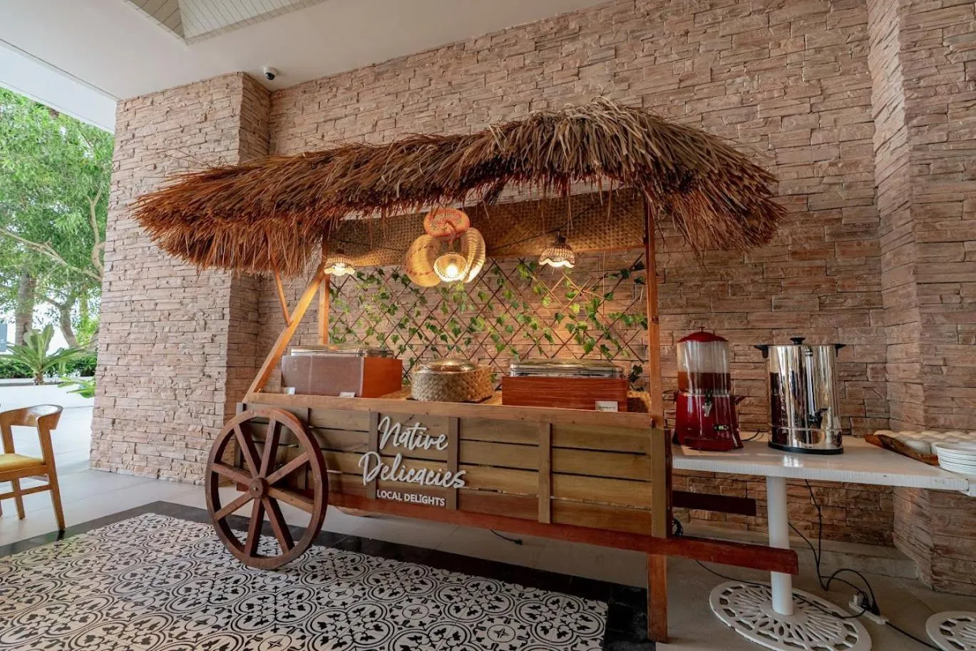 Breakfast in Modala Beach Resort