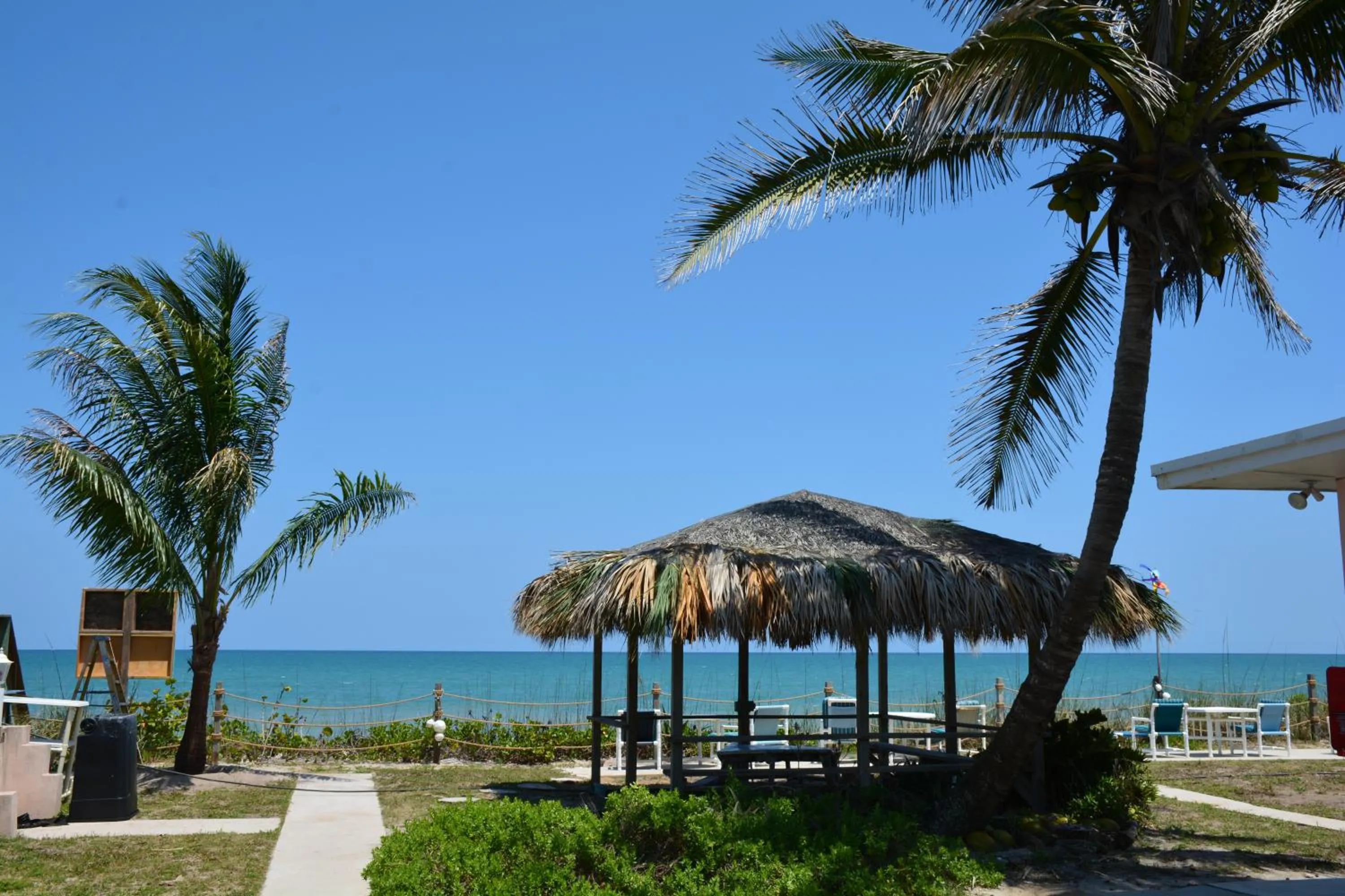 BBQ facilities in Oceanfront Sea Scape Motel