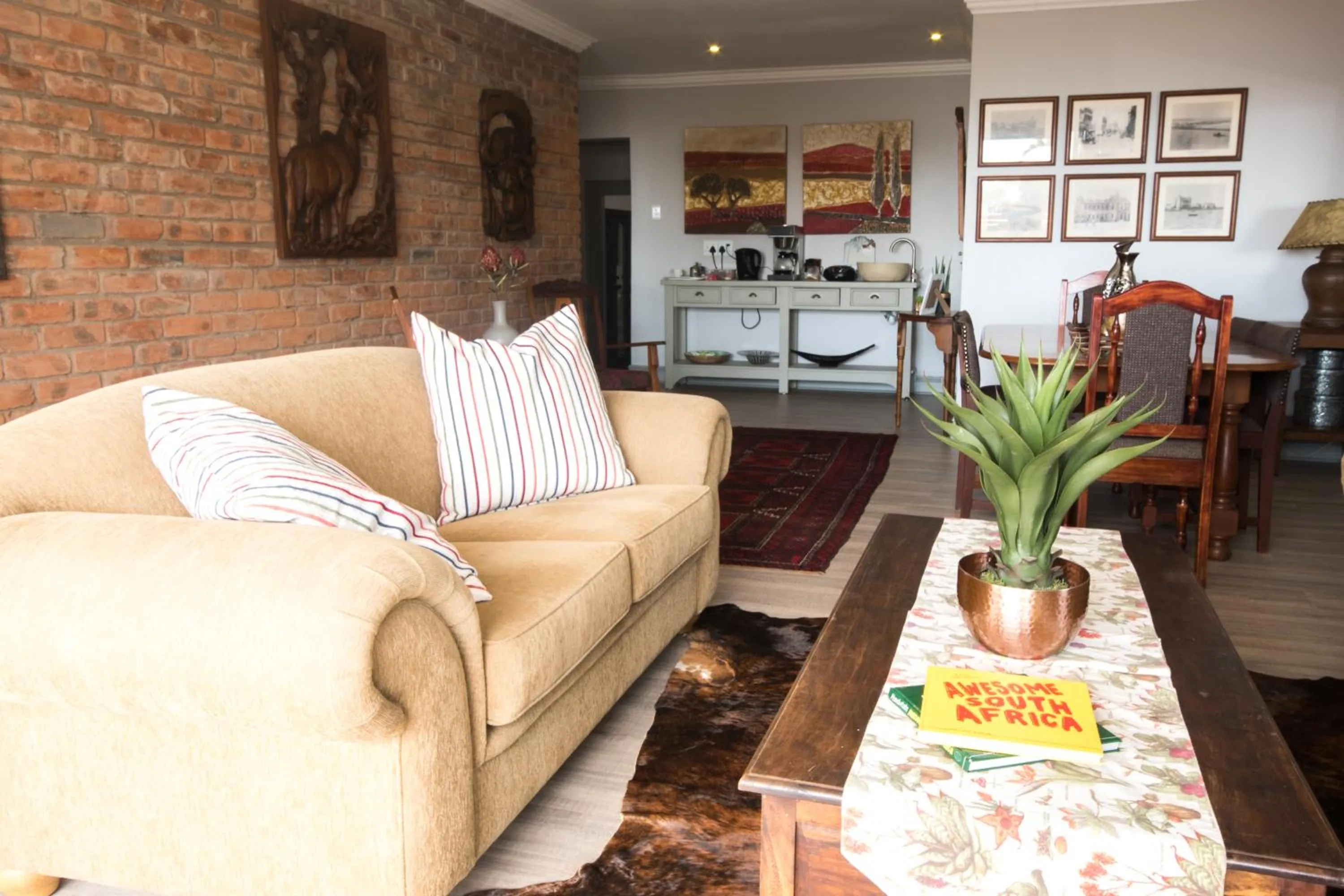 Coffee/tea facilities in Hillside Guesthouse Umhlanga