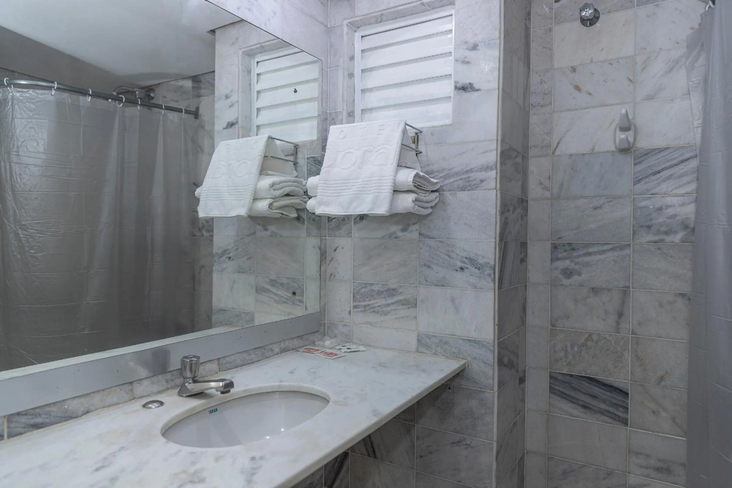 Bathroom in Hotel Doral Apucarana
