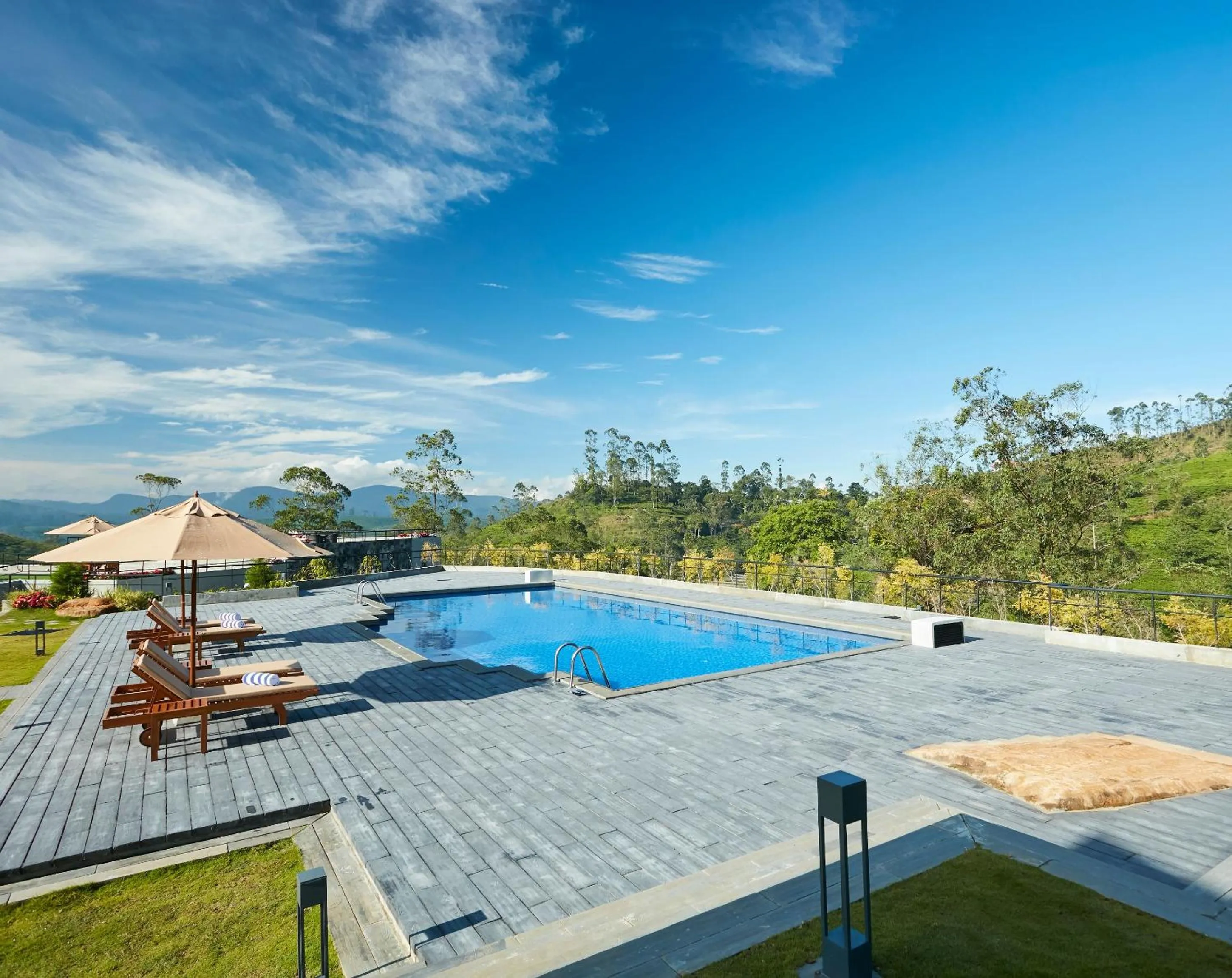 Day in The Argyle Luxury Boutique