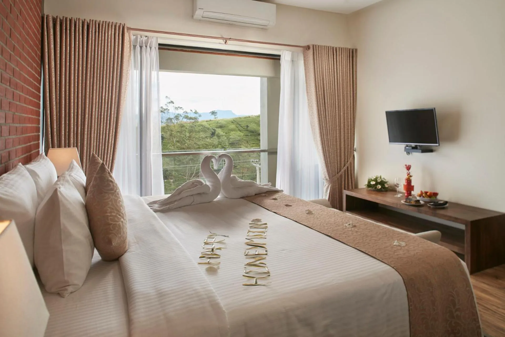 Bedroom, Bed in The Argyle Luxury Boutique