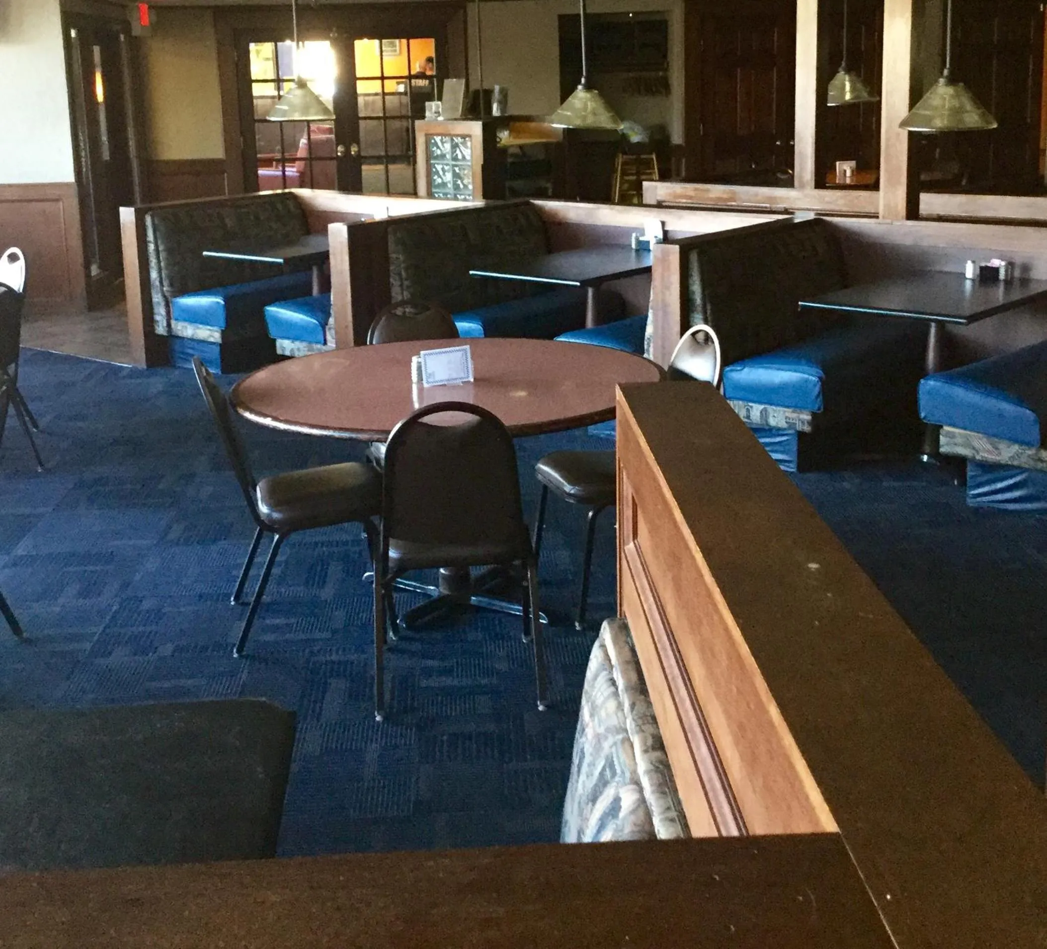 Restaurant/places to eat in American Inn North Kansas City