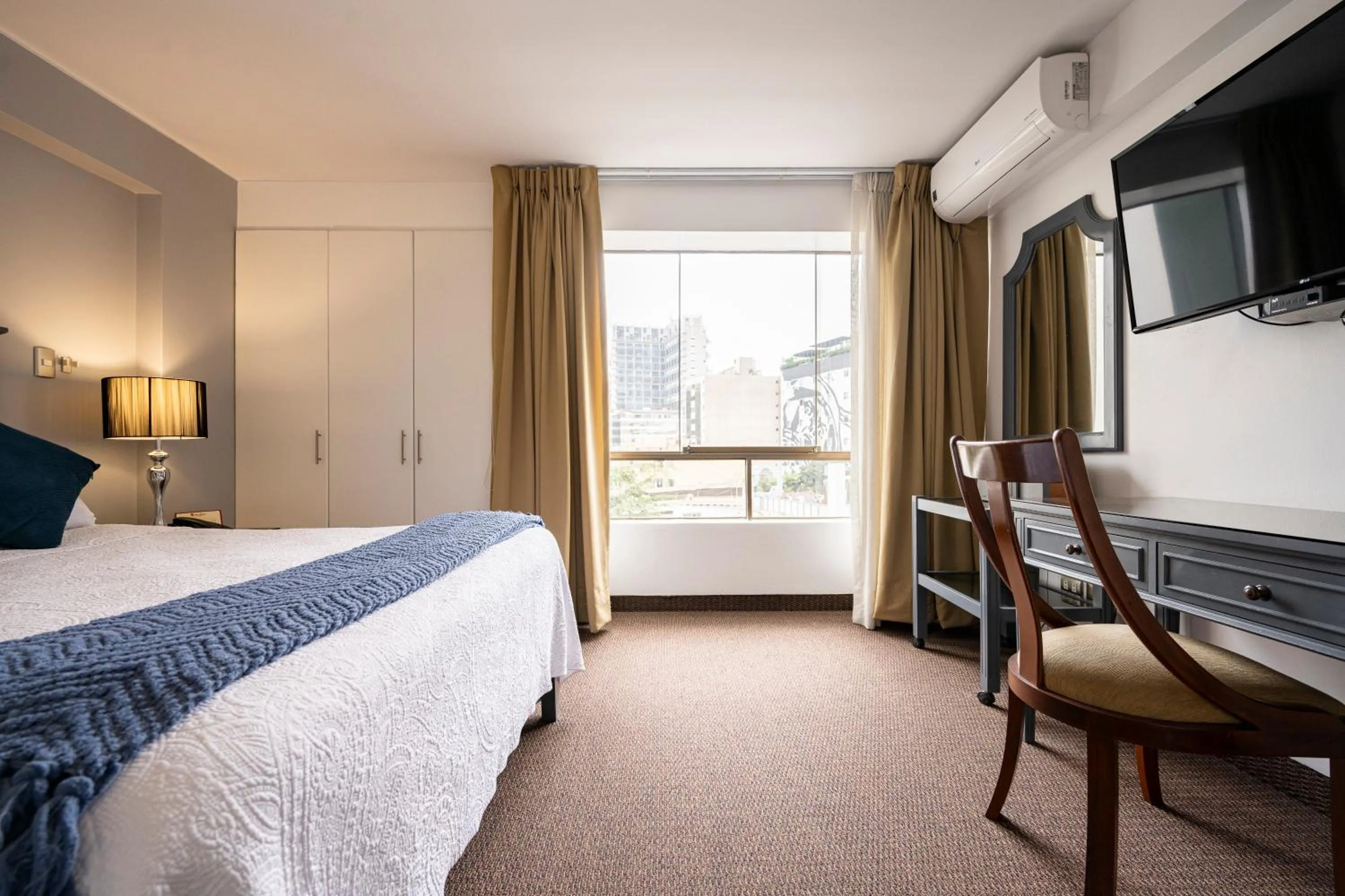 Bed in Apart Hotel San Martin