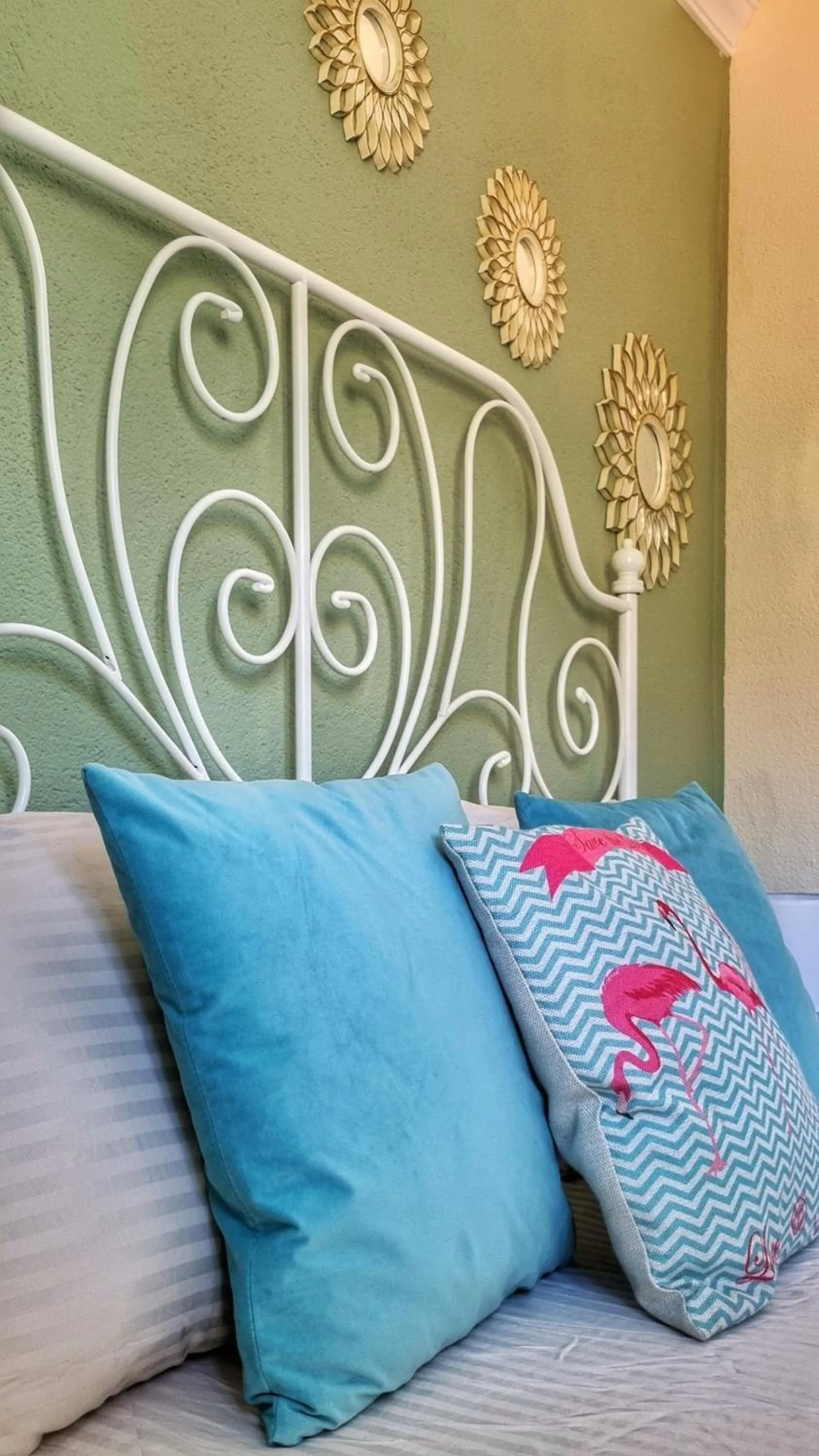 Bed in Apartment Mint&Rose