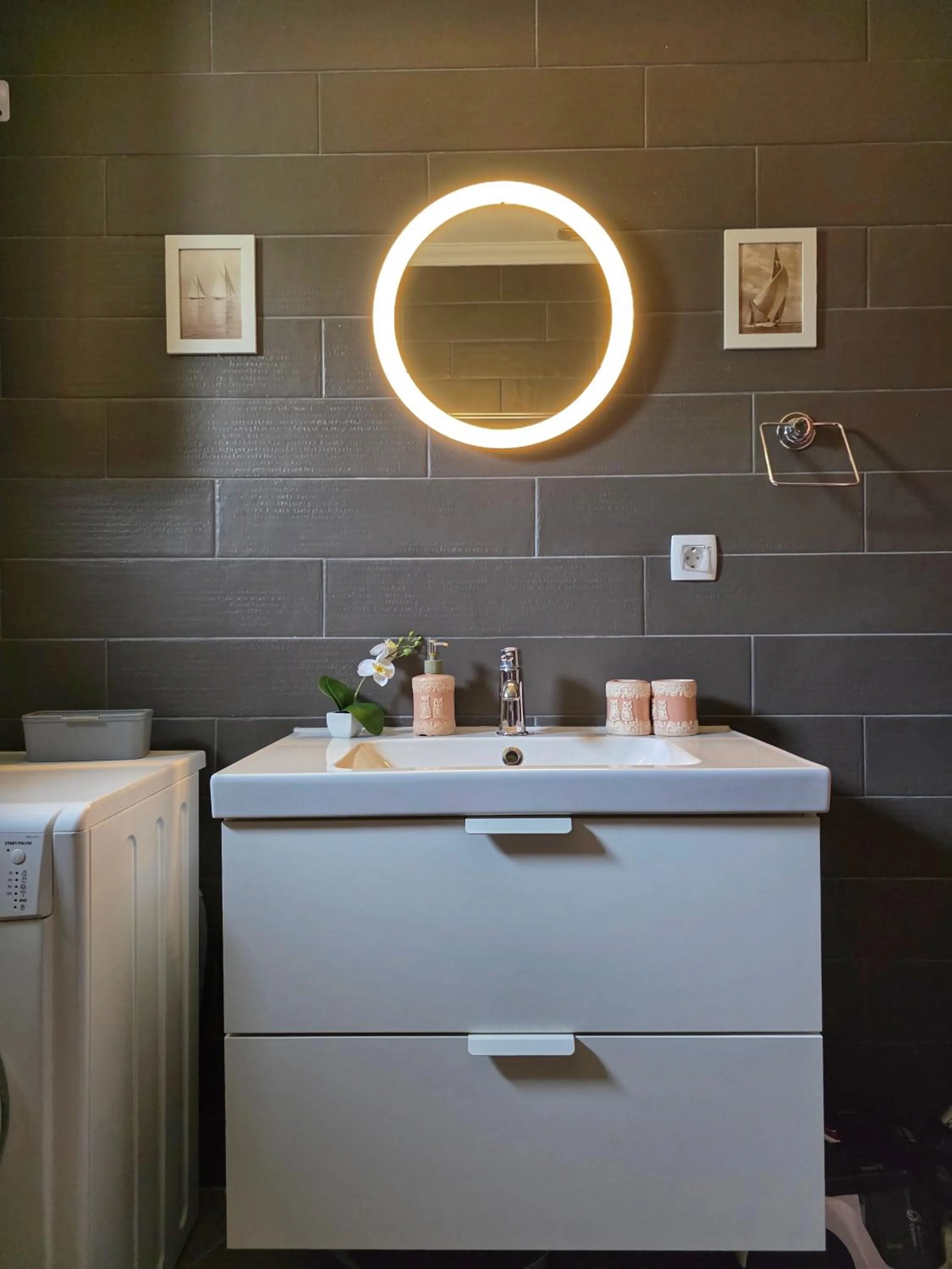 Bathroom in Apartment Mint&Rose