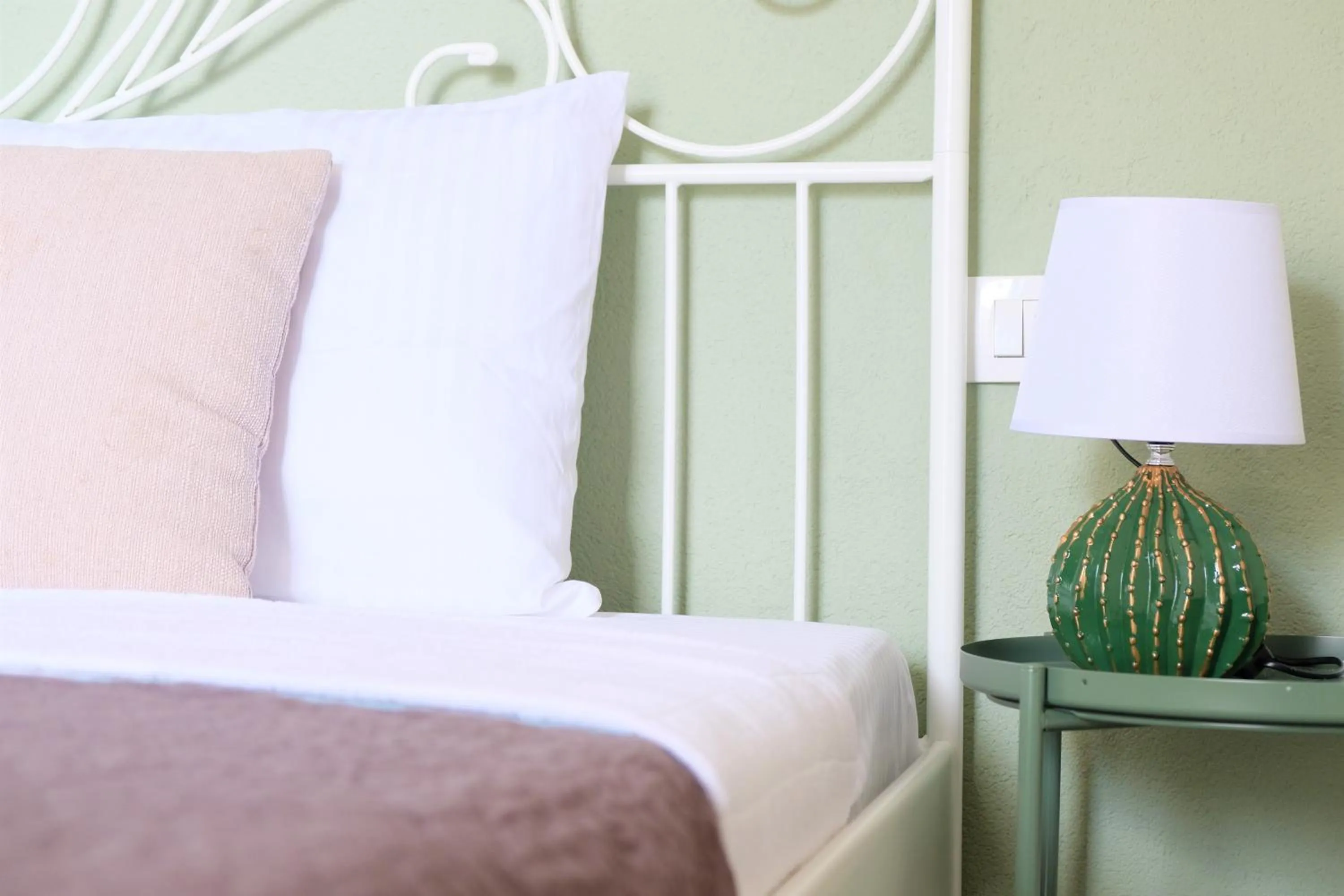 Bed in Apartment Mint&Rose