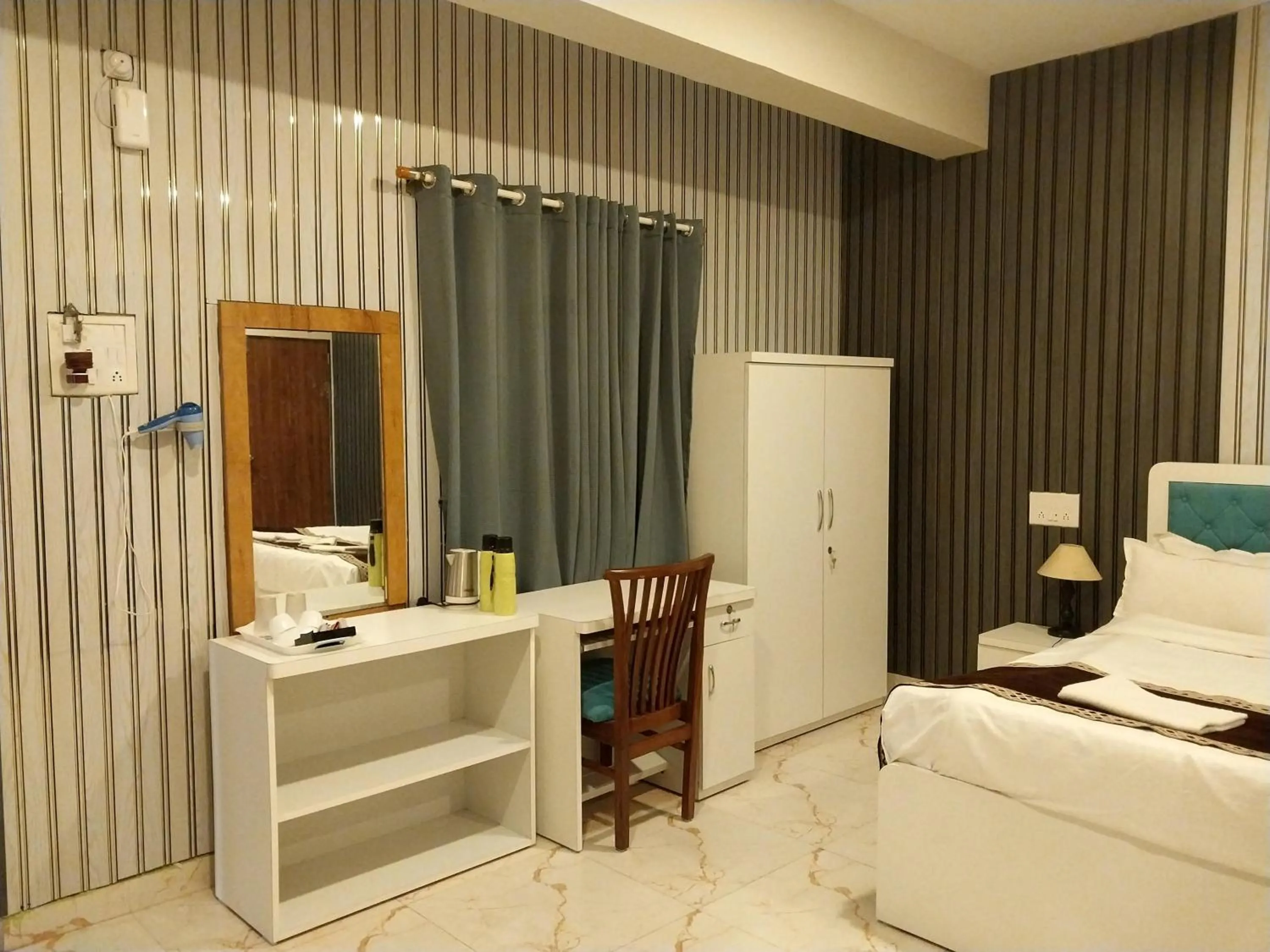 storage, Bed in Mango Valley Resort Ganpatipule