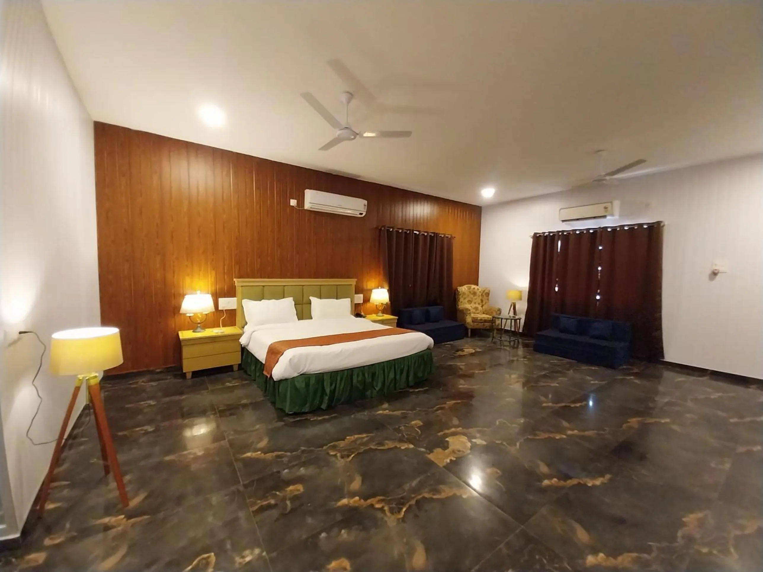 Bedroom, Bed in Mango Valley Resort Ganpatipule