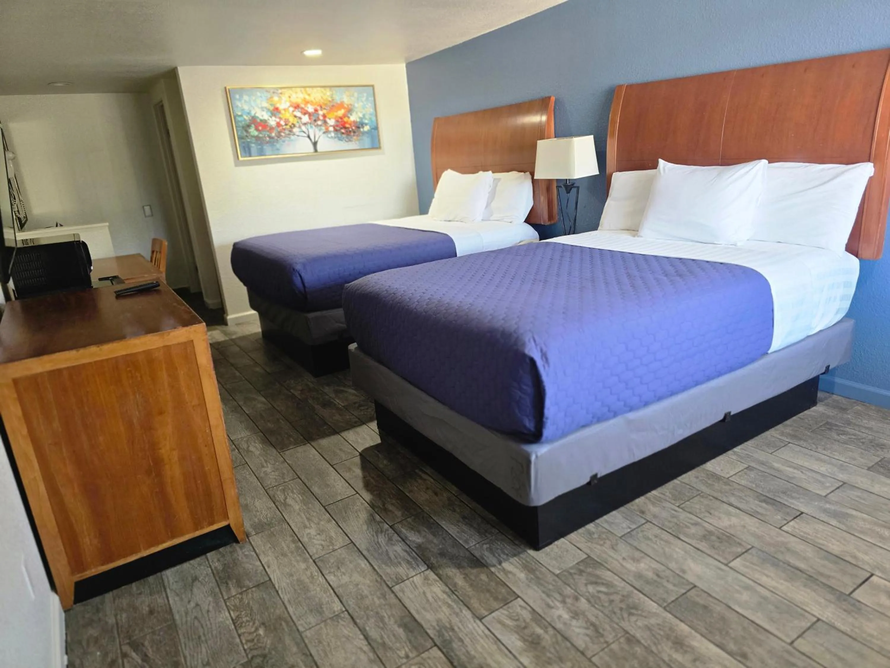 Bedroom, Bed in Peach City Inn - Marysville/Yuba City