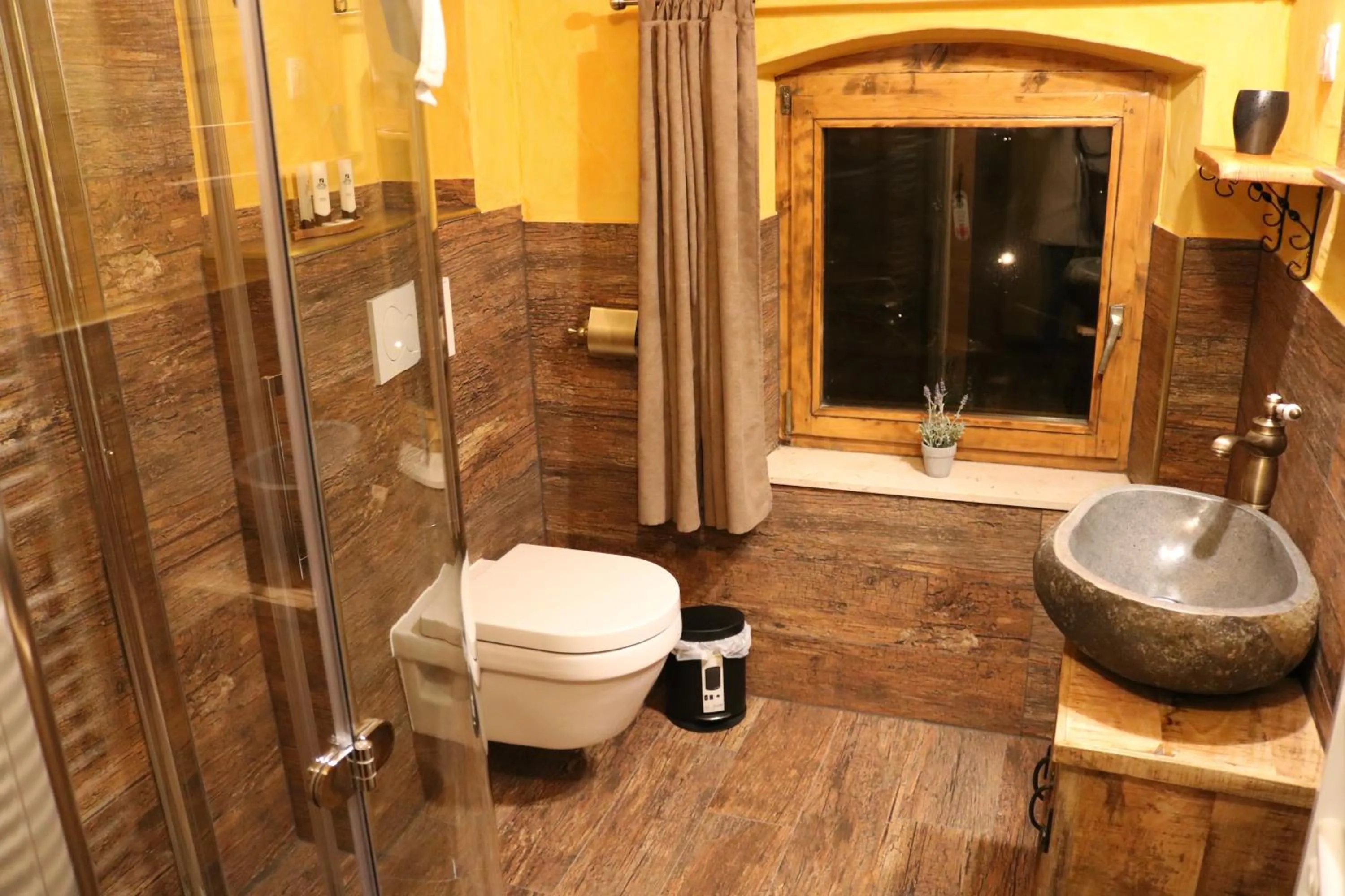 Bathroom in Gorska Reka Guesthouse