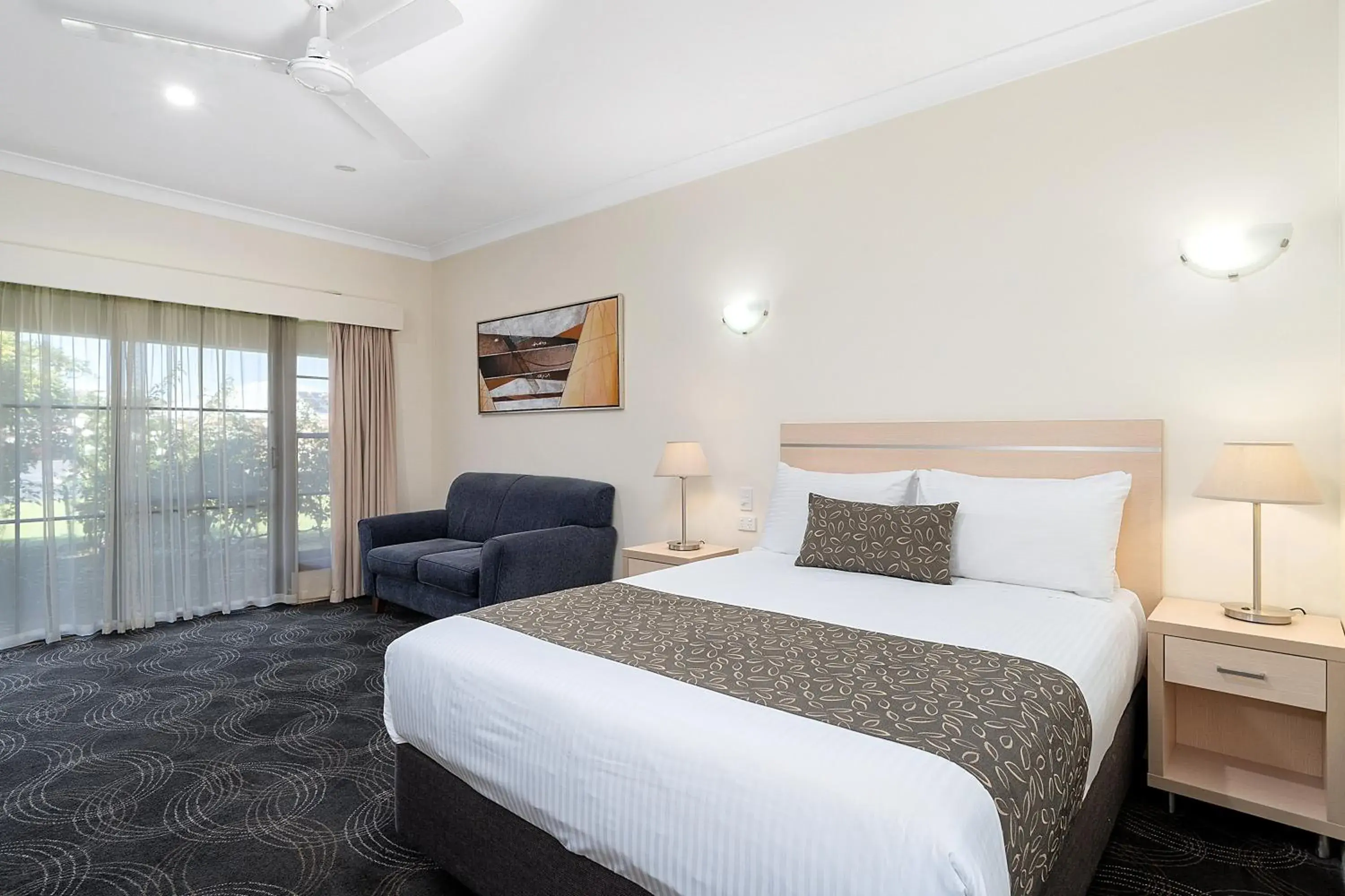 Superior Queen Room in Heritage Motor Inn Corowa Superior Queen Room in Heritage Motor Inn Corowa
