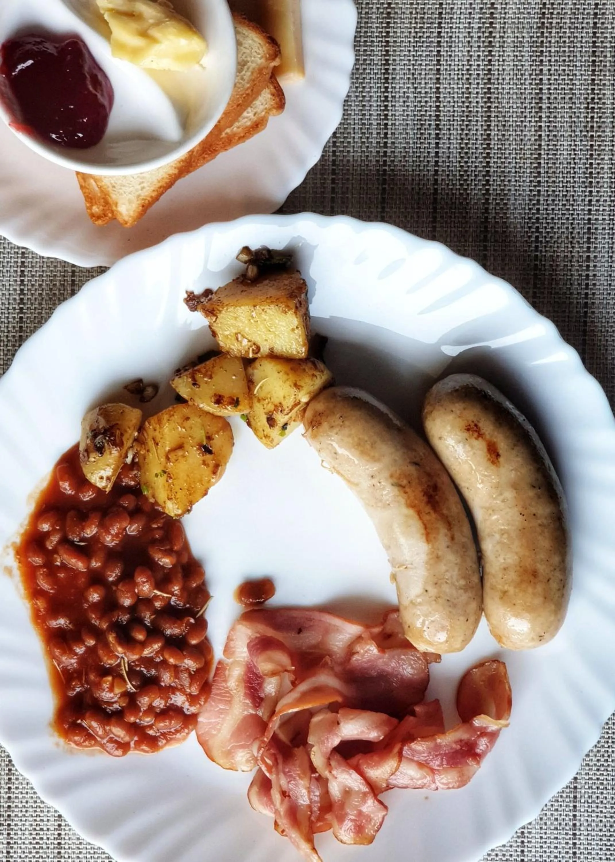 Hotel The White Lotus View Pvt Ltd