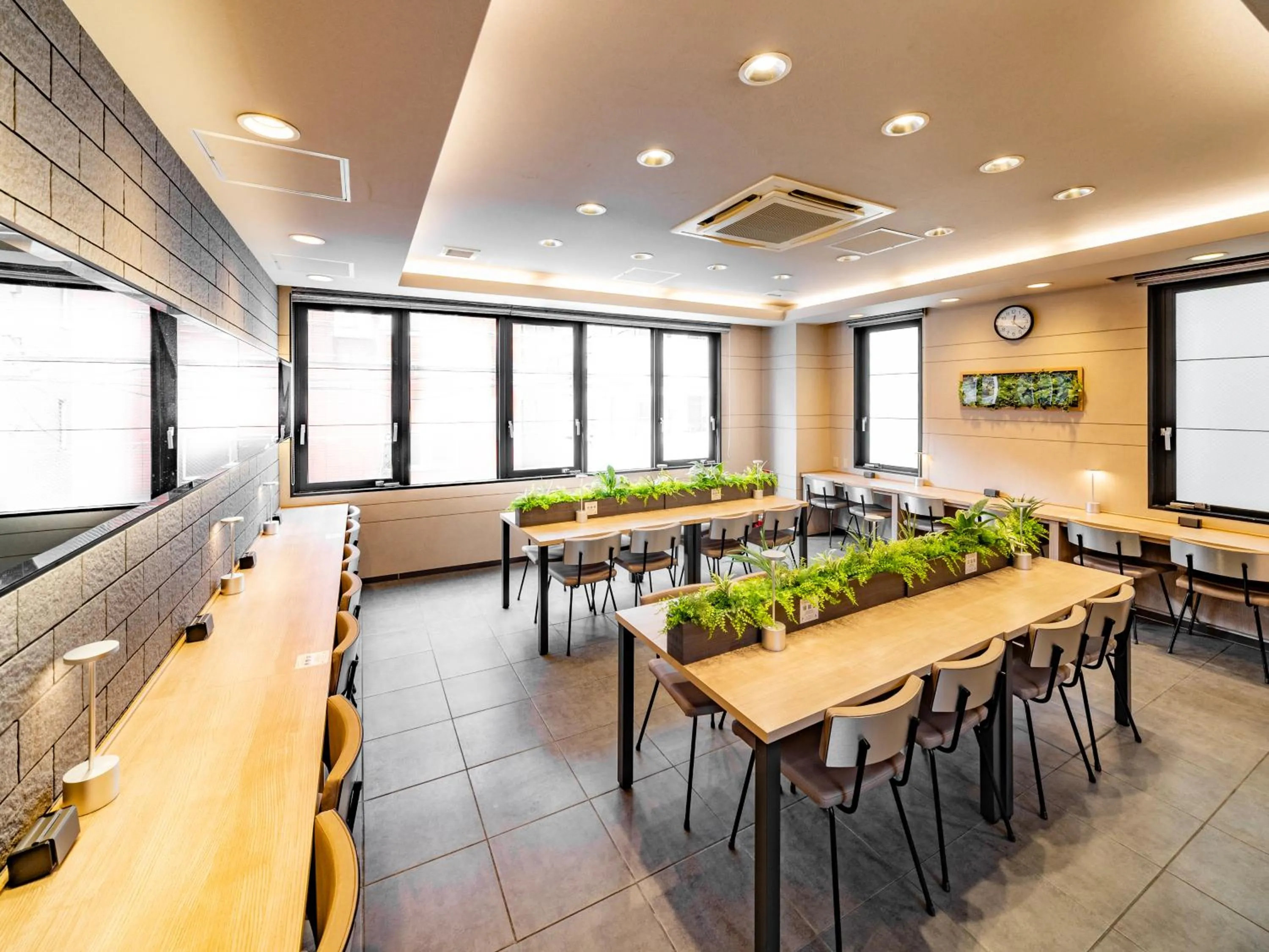 Dining area in Super Hotel Namba Nipponbashi