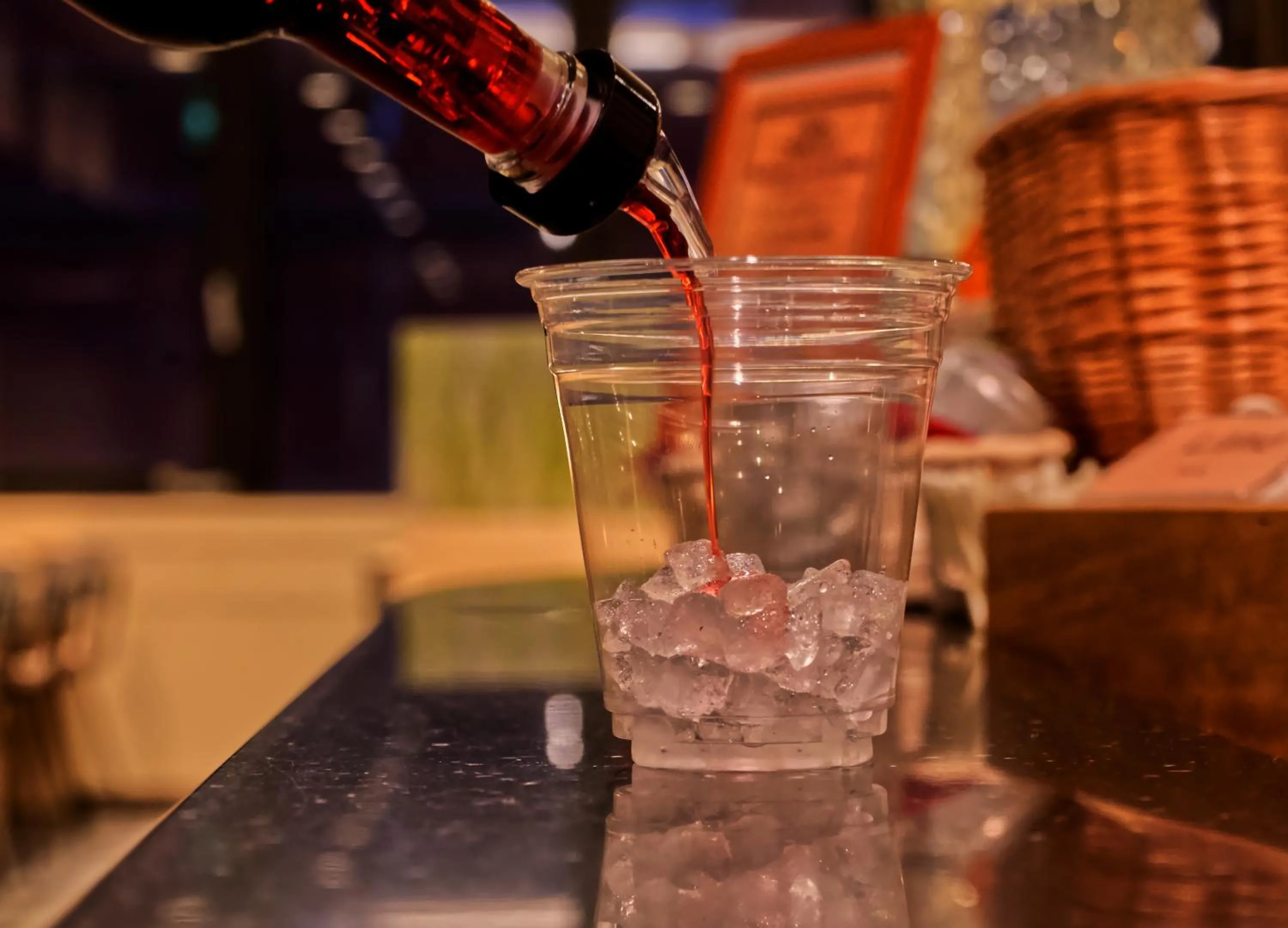 Lounge or bar in Super Hotel Namba Nipponbashi