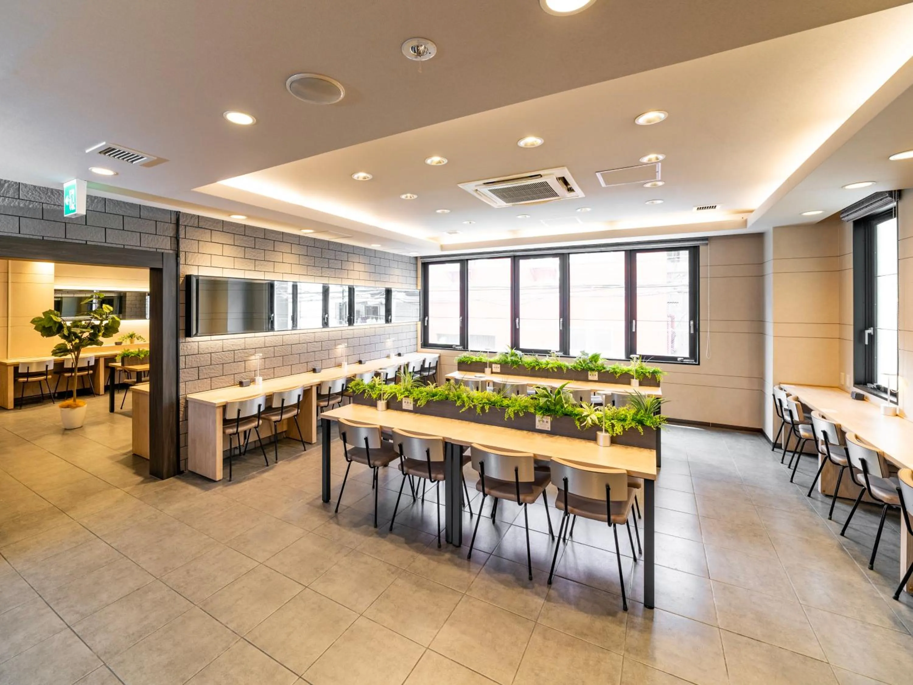 Dining area in Super Hotel Namba Nipponbashi