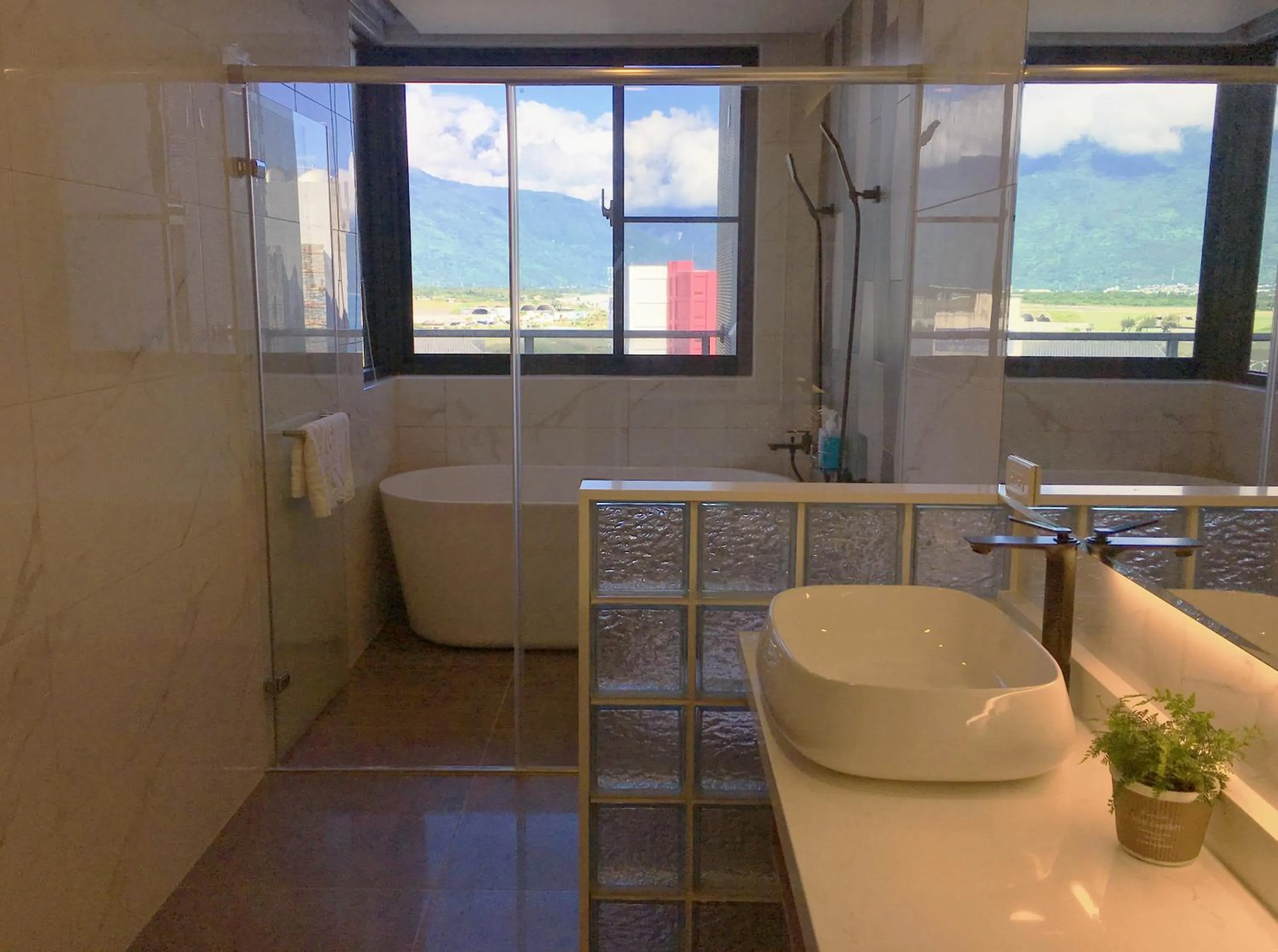 Bathroom in Na San Na Hai B&B