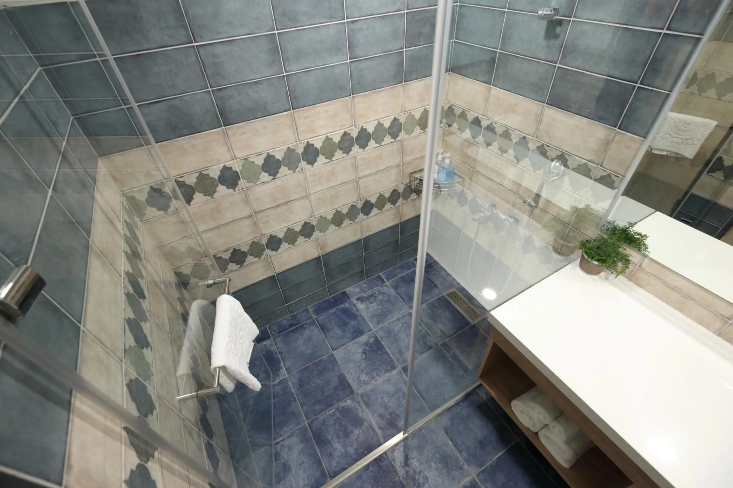 Shower in Na San Na Hai B&B