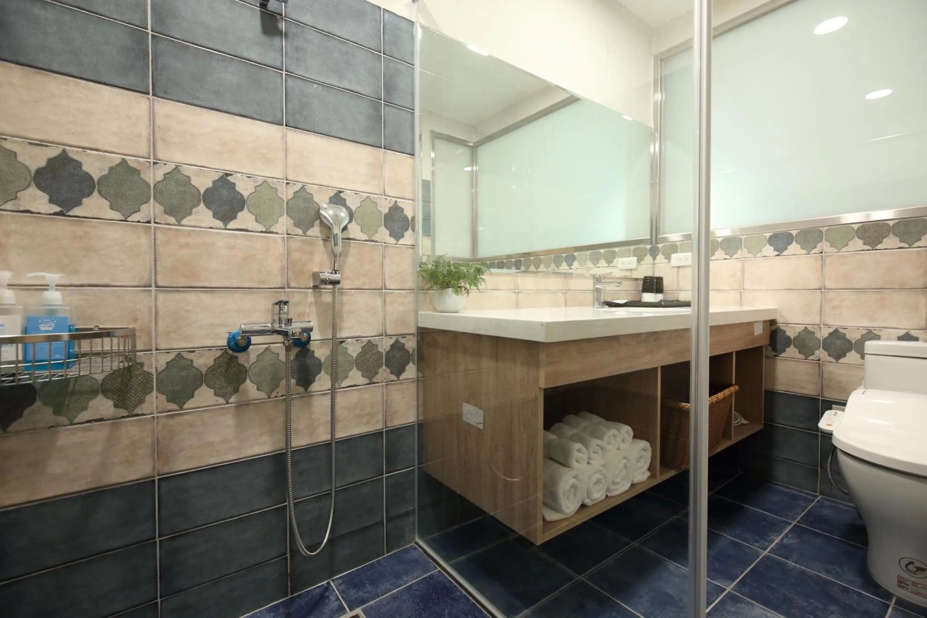 Shower in Na San Na Hai B&B