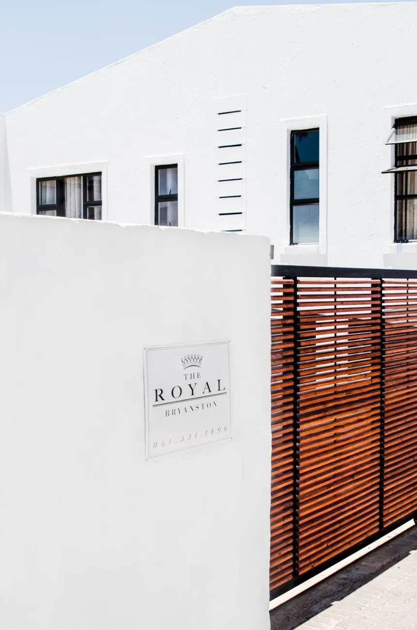 Facade/entrance in The Royal Bryanston