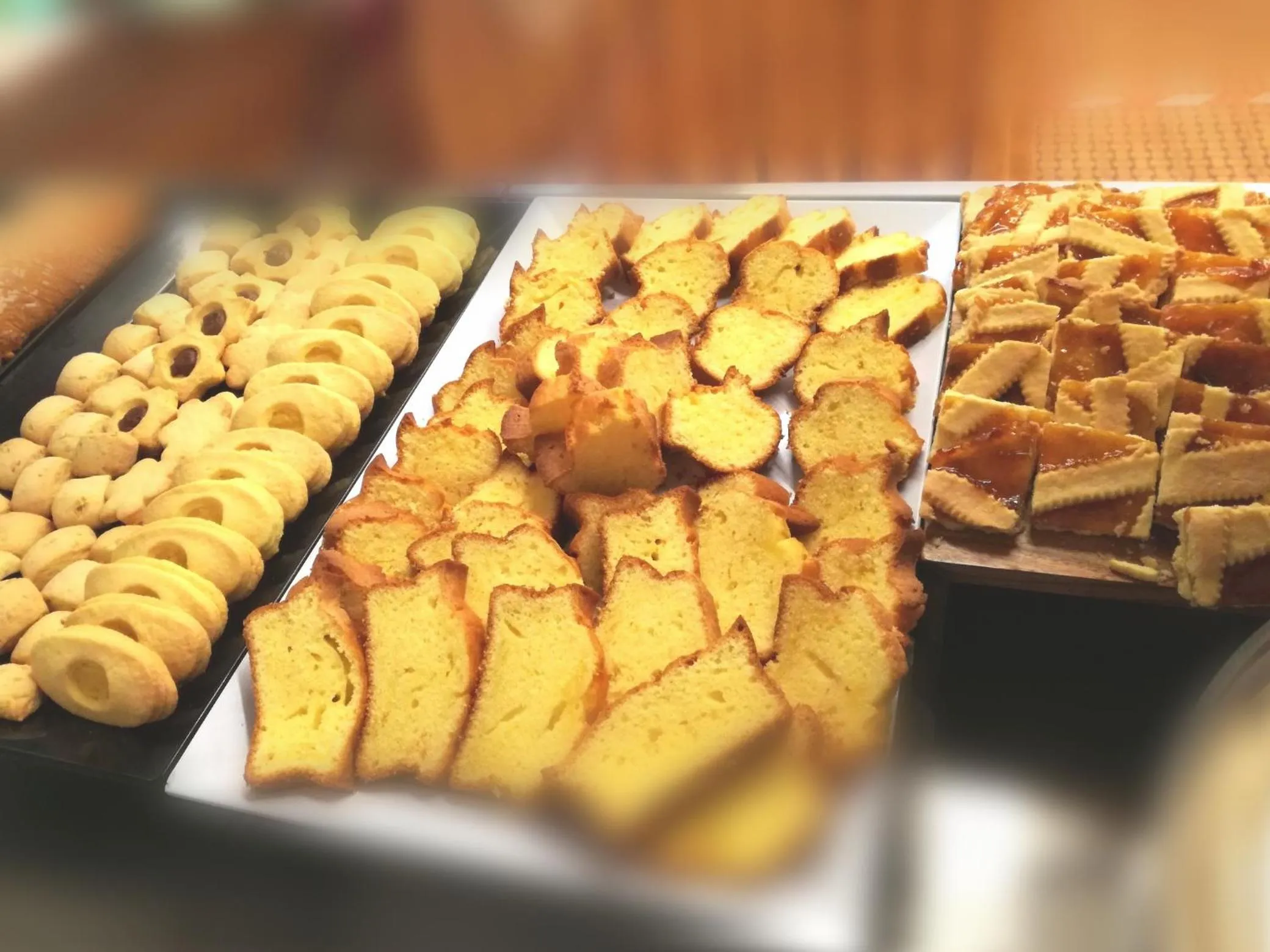 Breakfast in Hotel Bologna