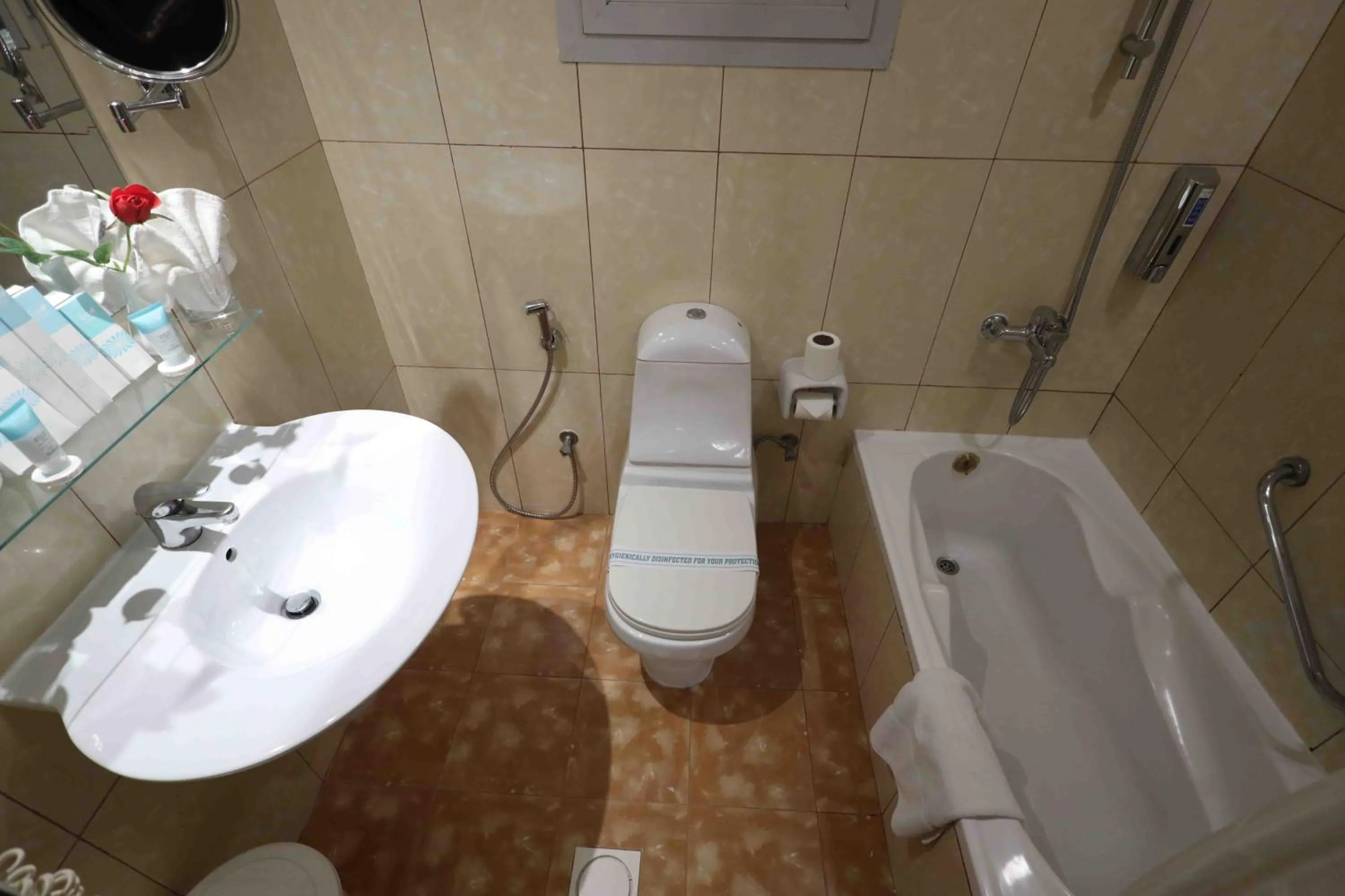 Shower in City Tower Hotel