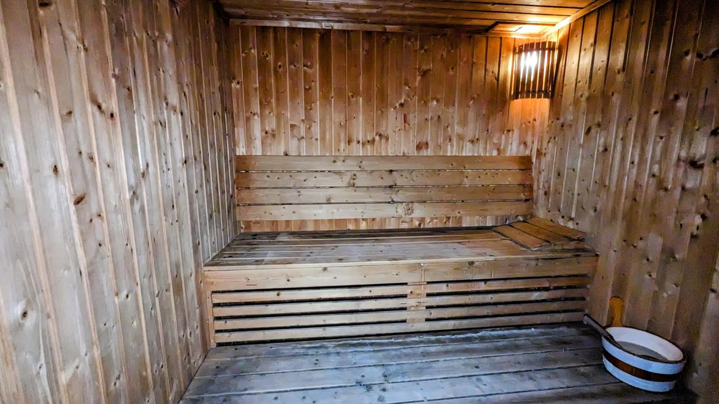 Sauna in City Tower Hotel