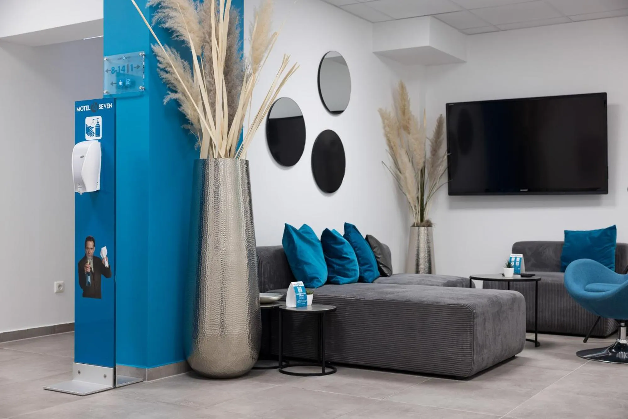 Communal lounge/ TV room in MOTEL24seven