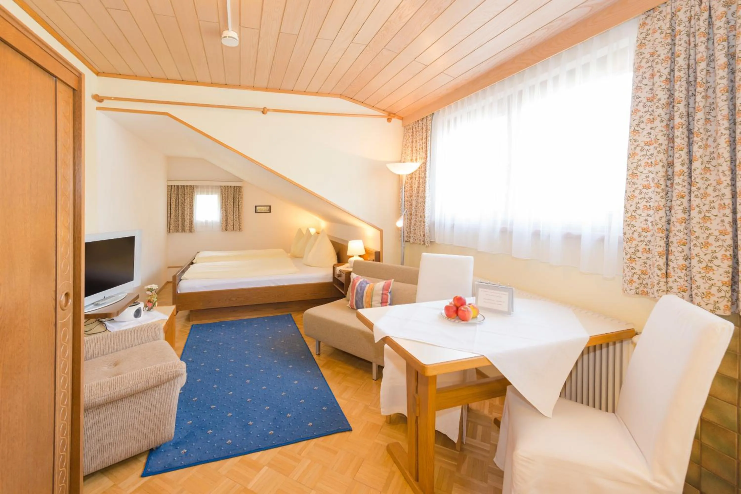 Bedroom, Bed in Landhaus Tritscher