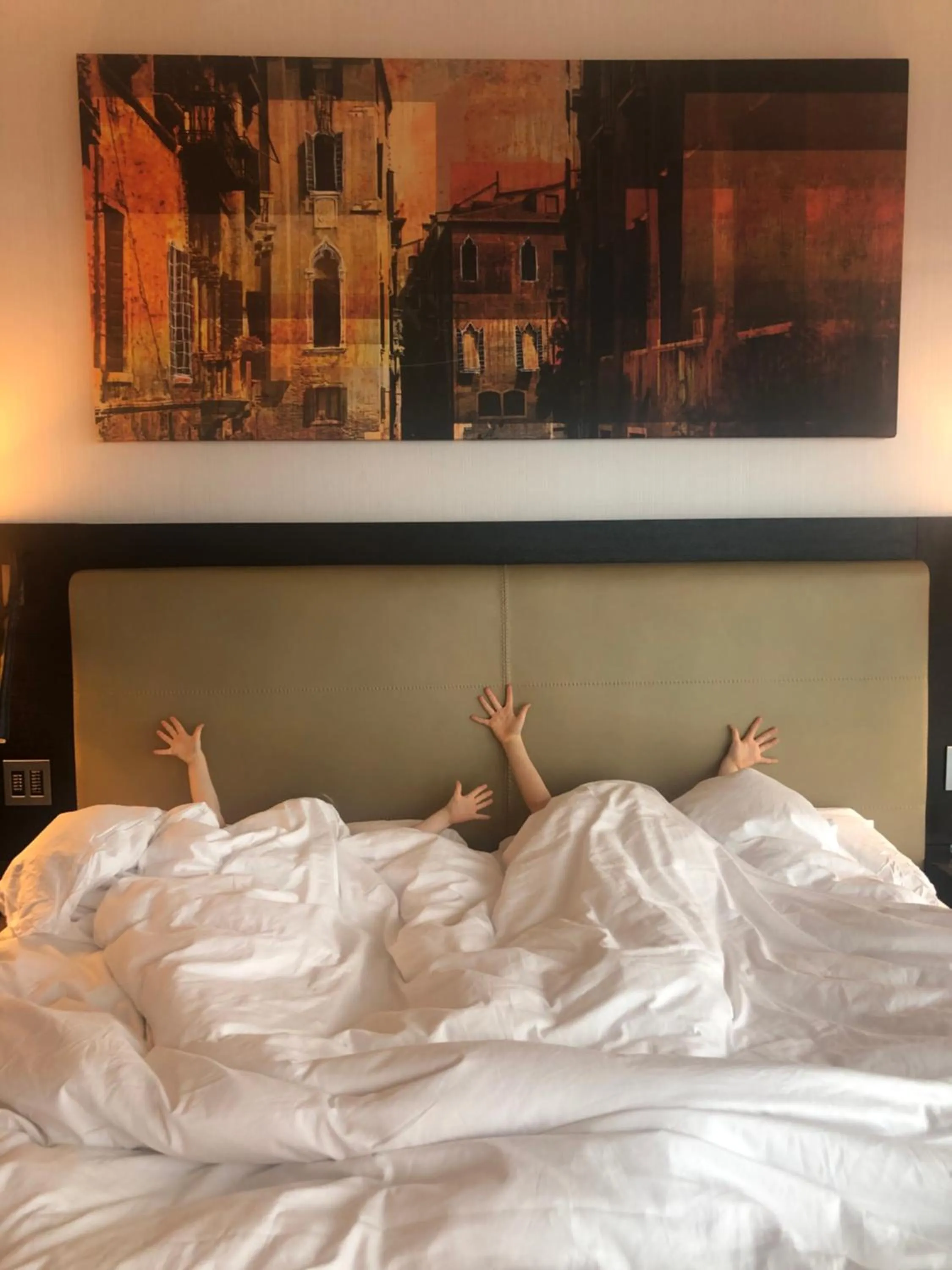 Family, Bed in Fairmont Baku, Flame Towers