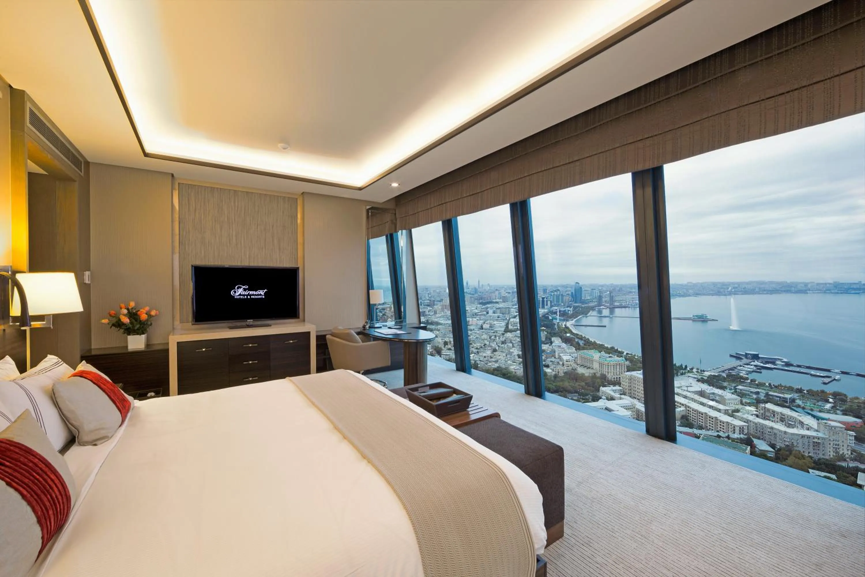 Sea view, Bed in Fairmont Baku, Flame Towers
