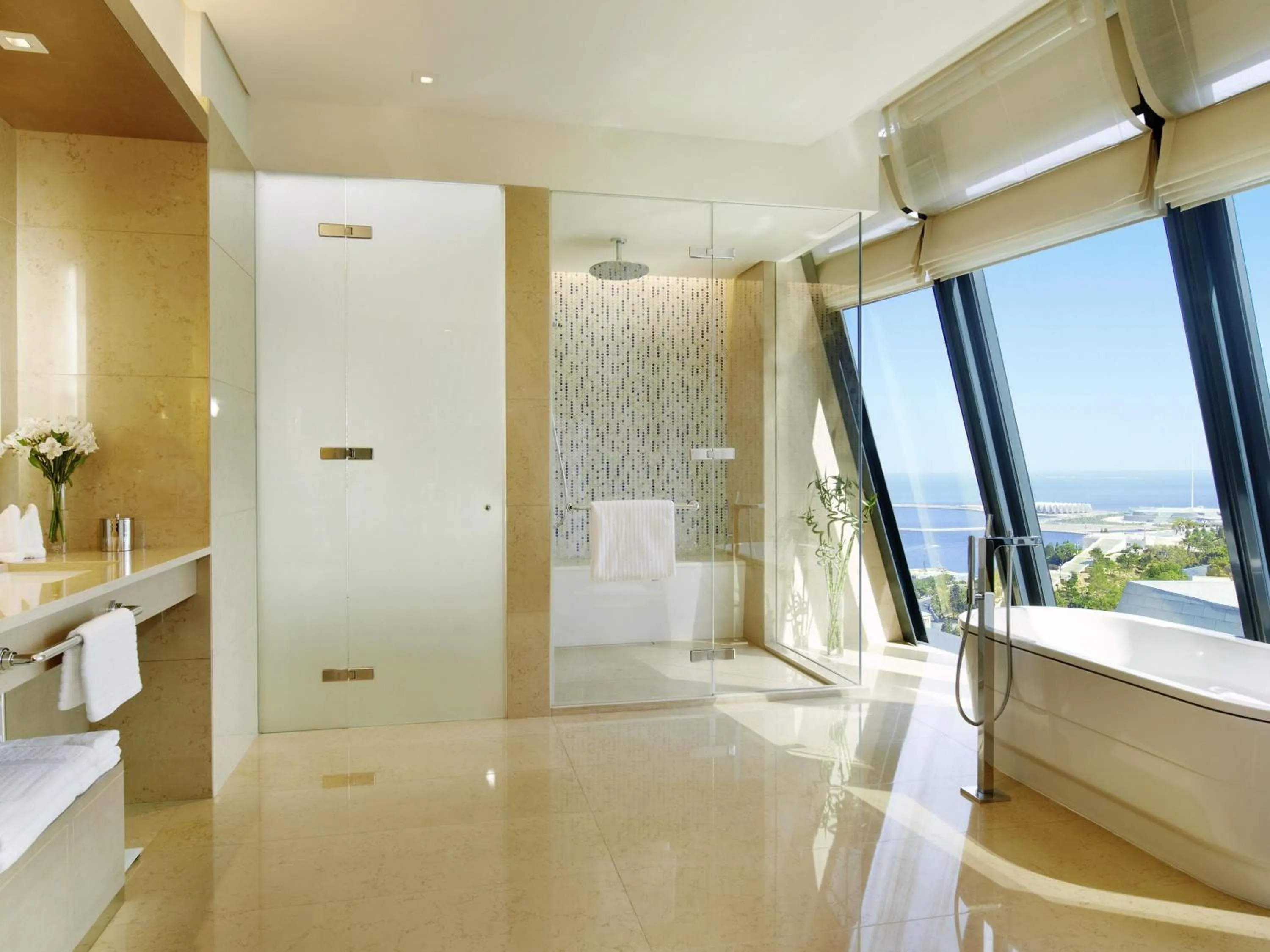 Bedroom in Fairmont Baku, Flame Towers