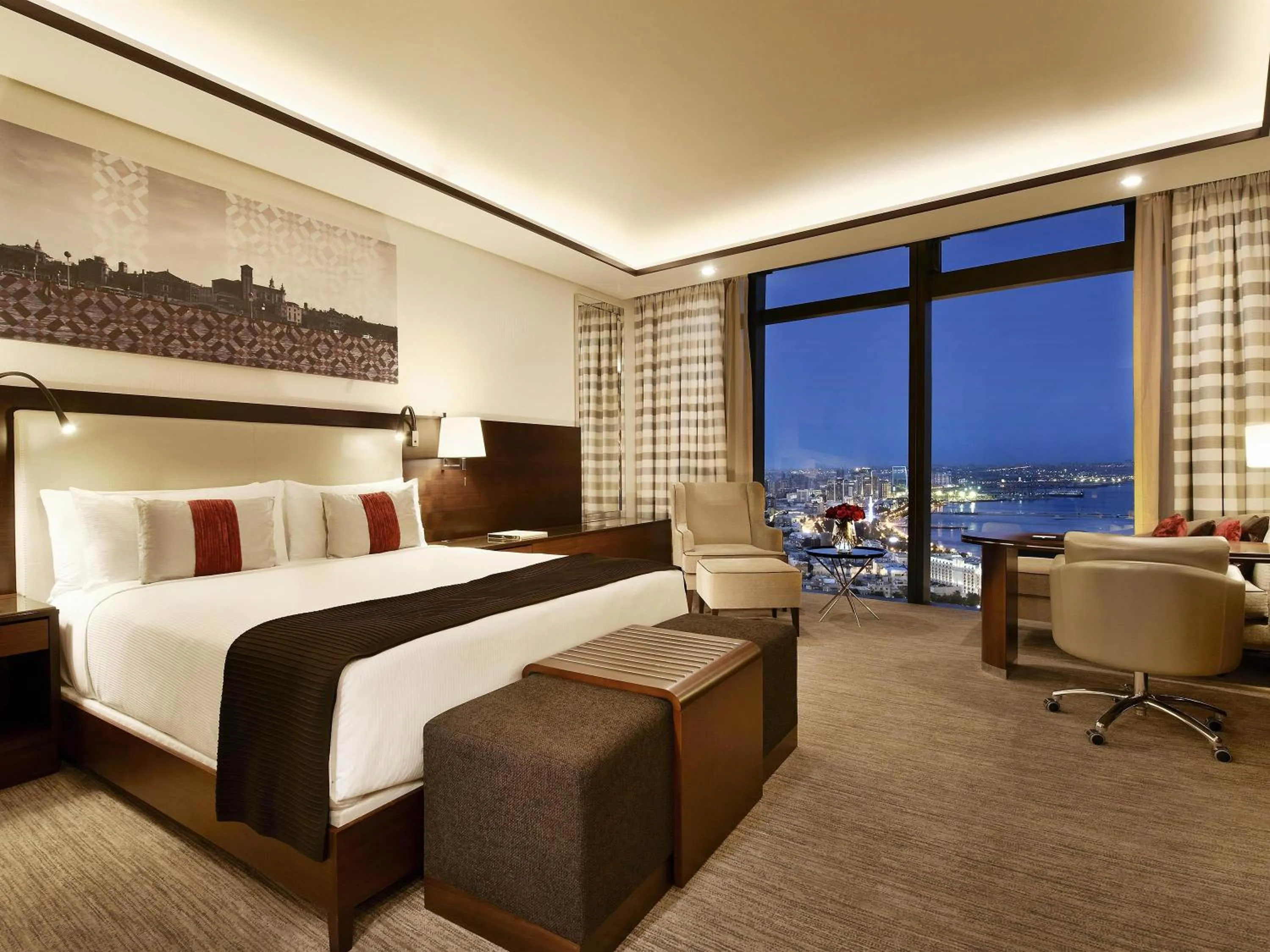 Deluxe King Room Sea View - single occupancy in Fairmont Baku, Flame Towers