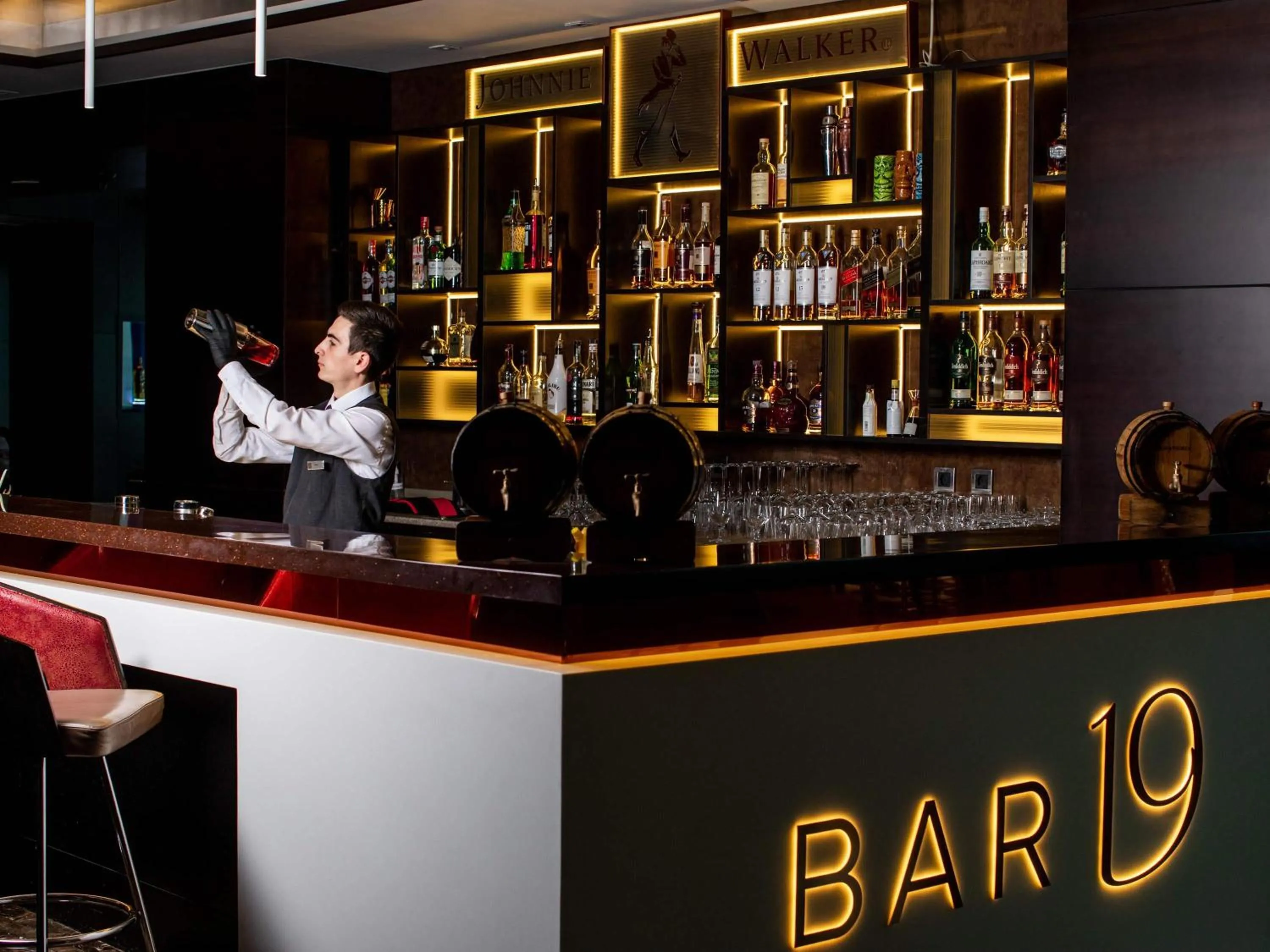 Restaurant/places to eat in Fairmont Baku, Flame Towers