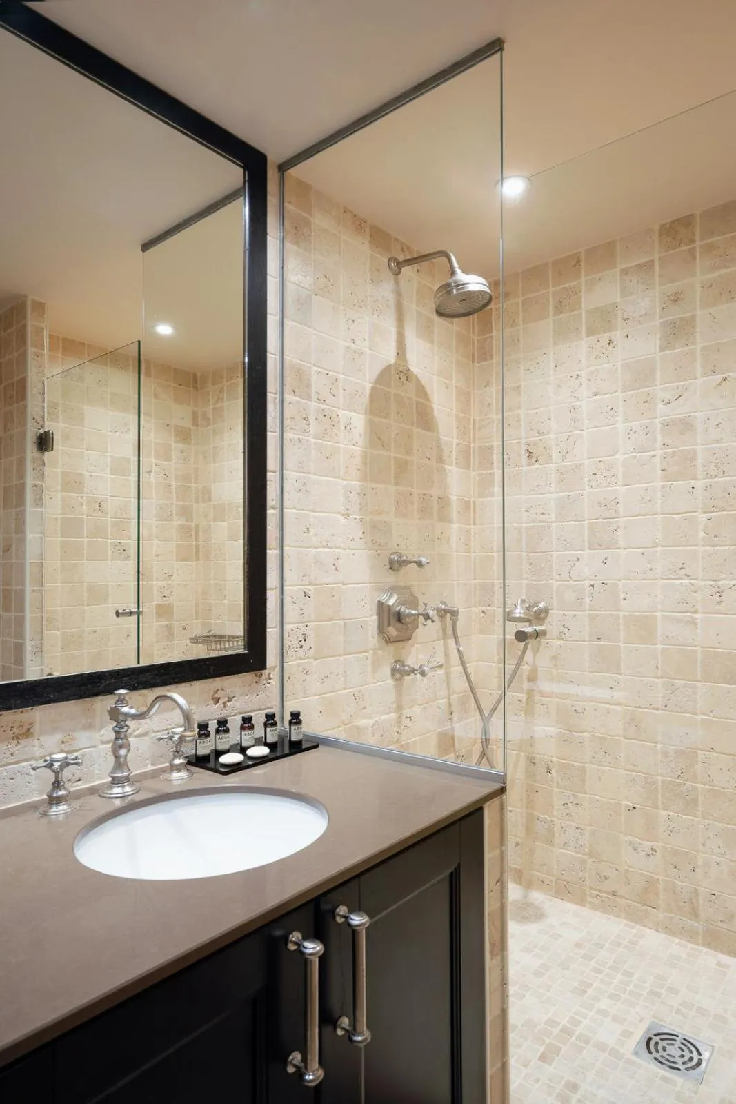 Shower in Hotel Saint-Louis Marais