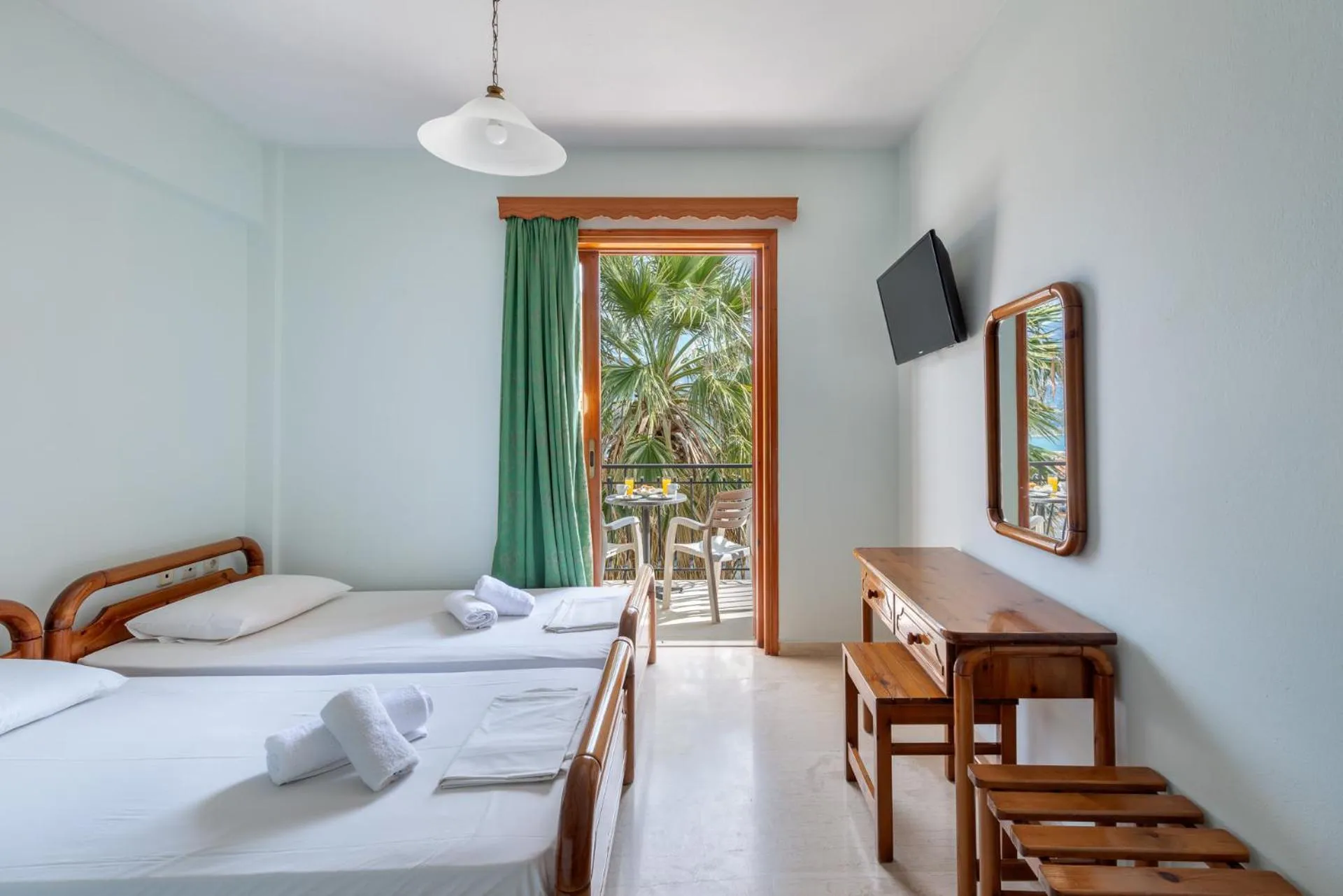 Photo of the whole room in Europe Hotel