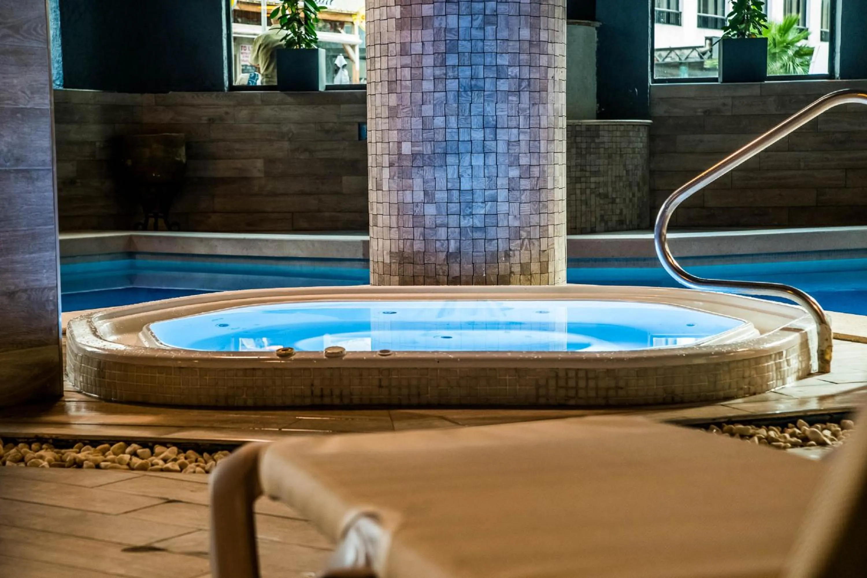 Swimming pool in Pebbles Resort